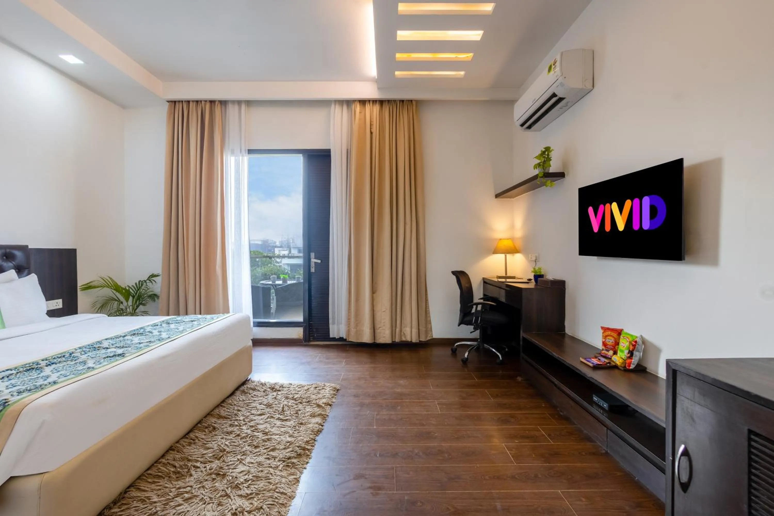 Bed in Vivid Boutique Hotel, Medanta, Gurugram