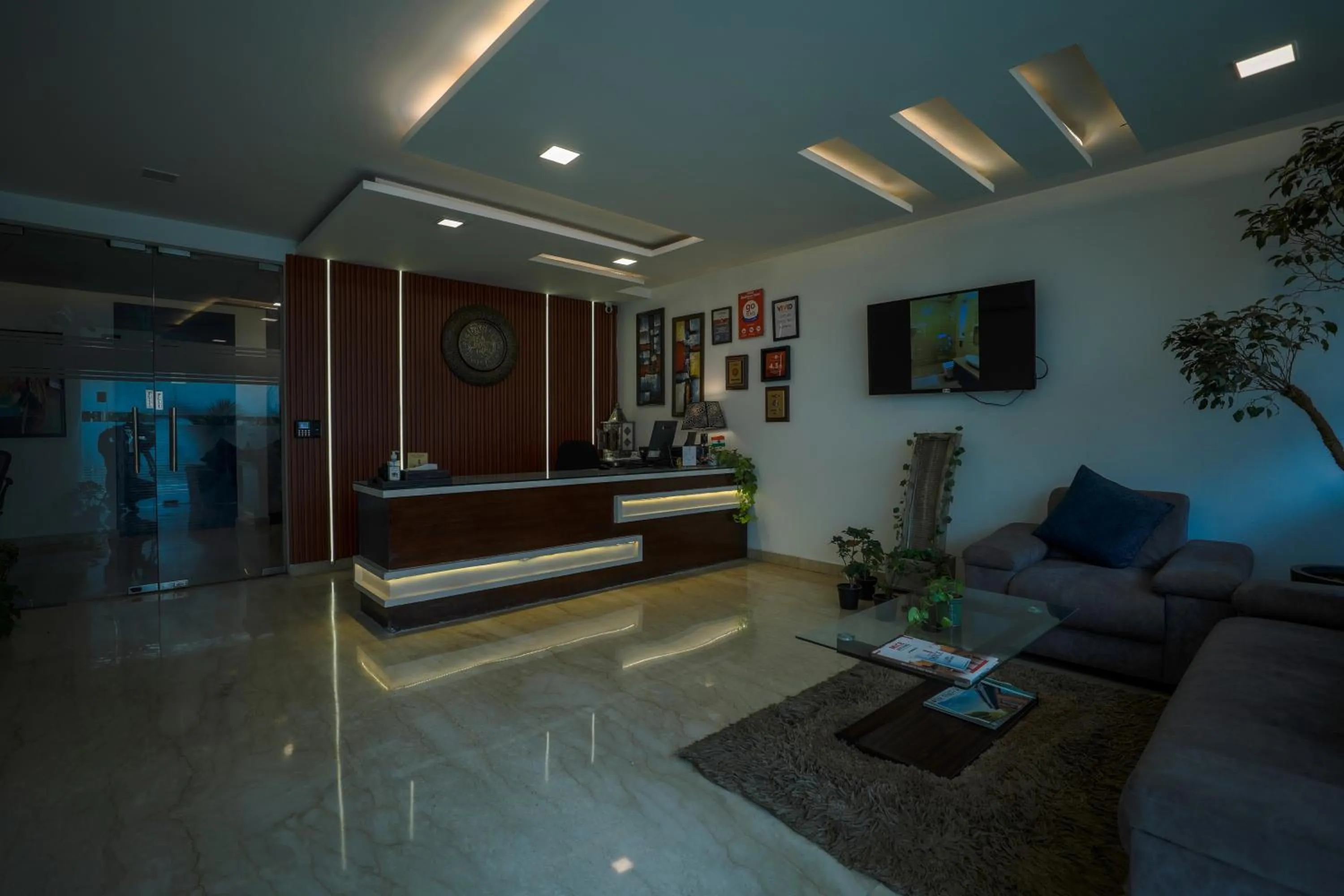 Lobby or reception in Vivid Boutique Hotel, Medanta, Gurugram