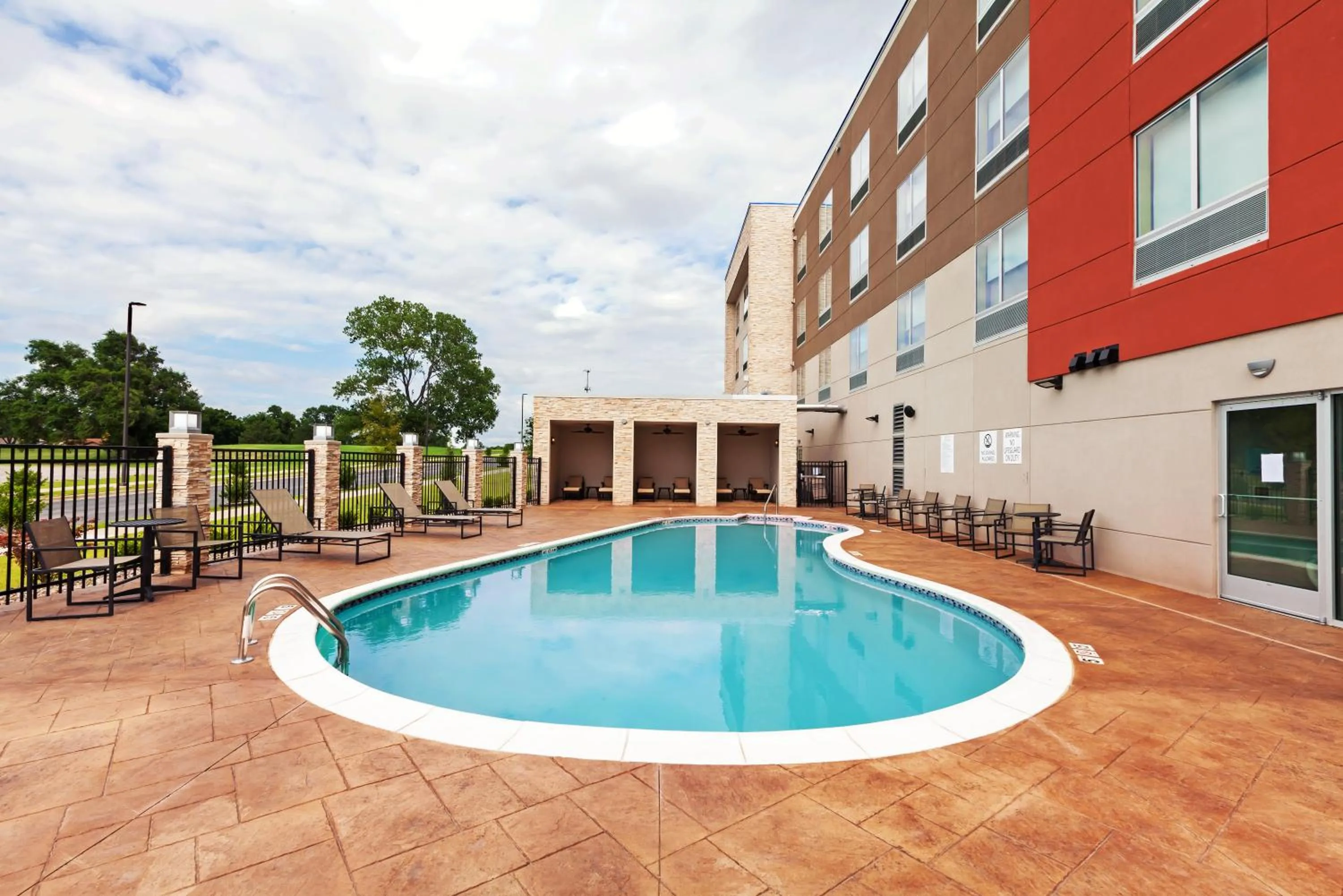 Swimming pool in Holiday Inn Express & Suites Tulsa South - Woodland Hills by IHG