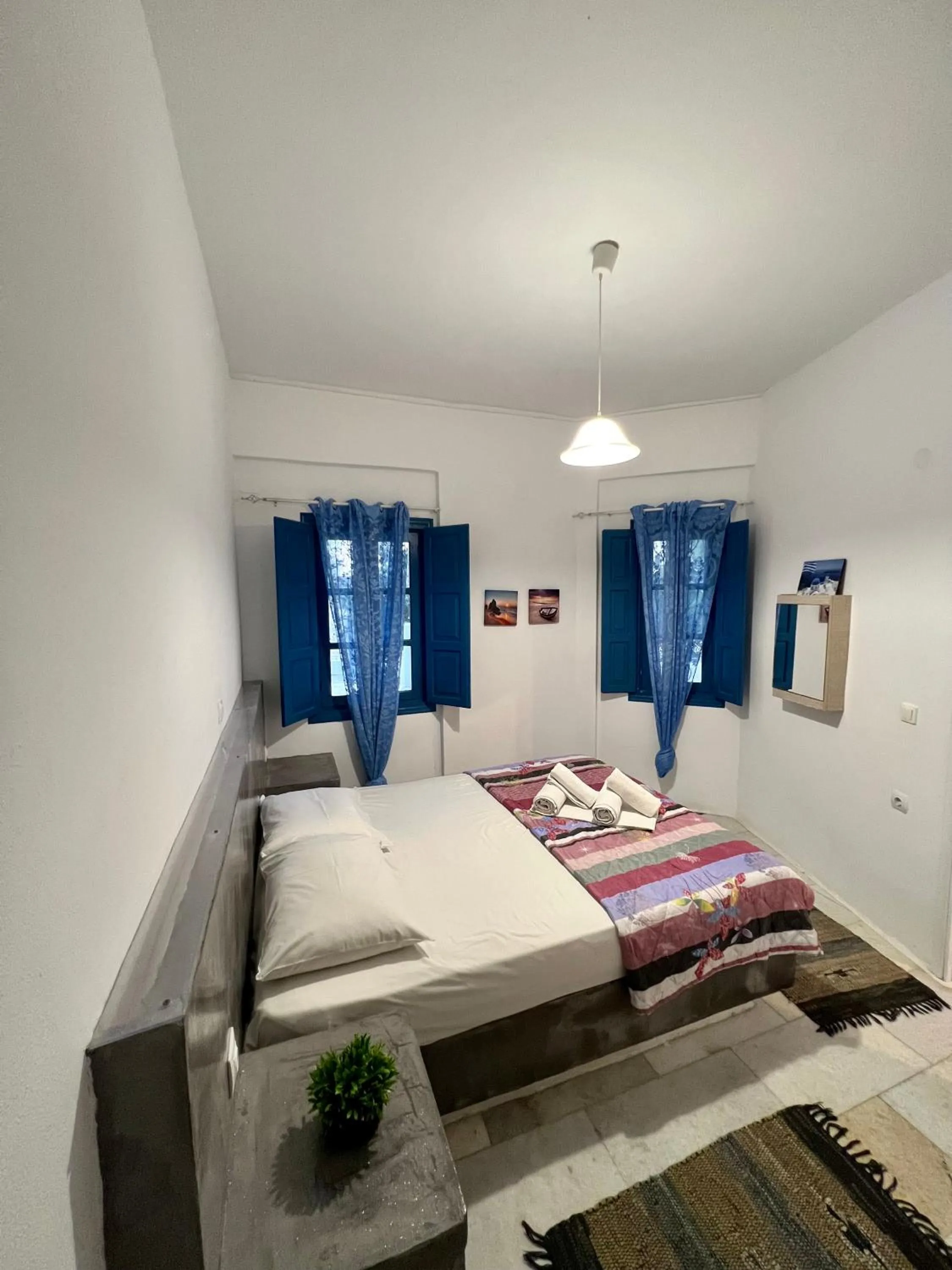 Bedroom, Bed in Santo Margarita