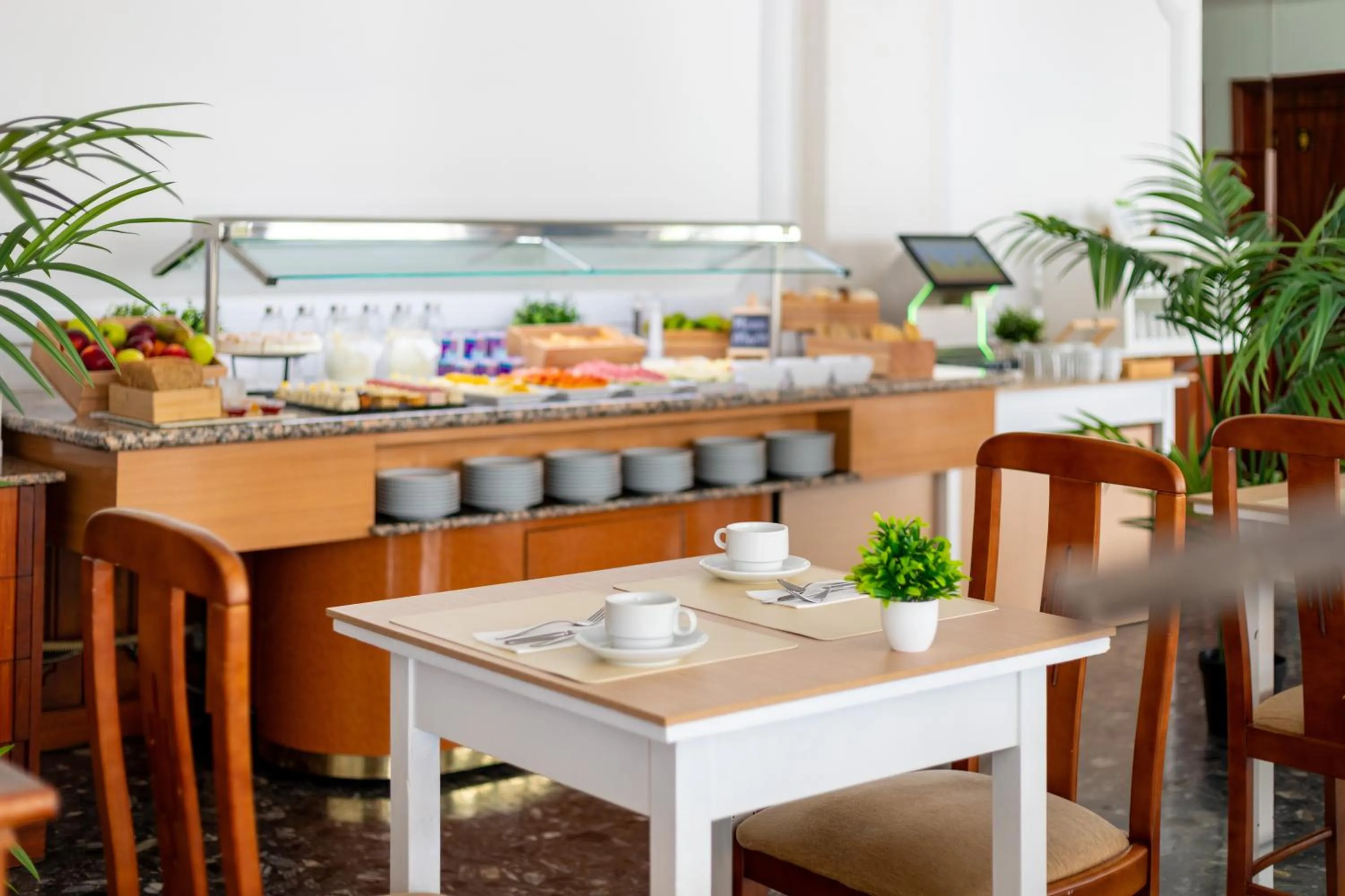 Breakfast in Hotel Don Manolito