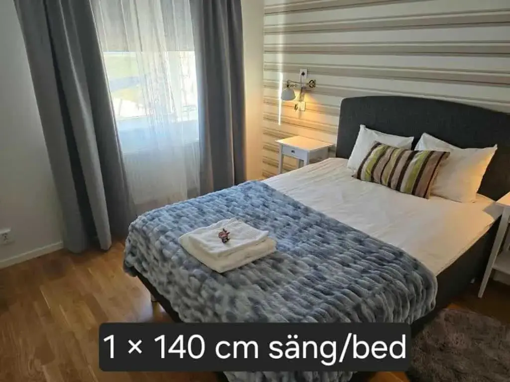 Queen Room in Fagersta Wärdshuset C. Dickens Queen Room in Fagersta Wärdshuset C. Dickens