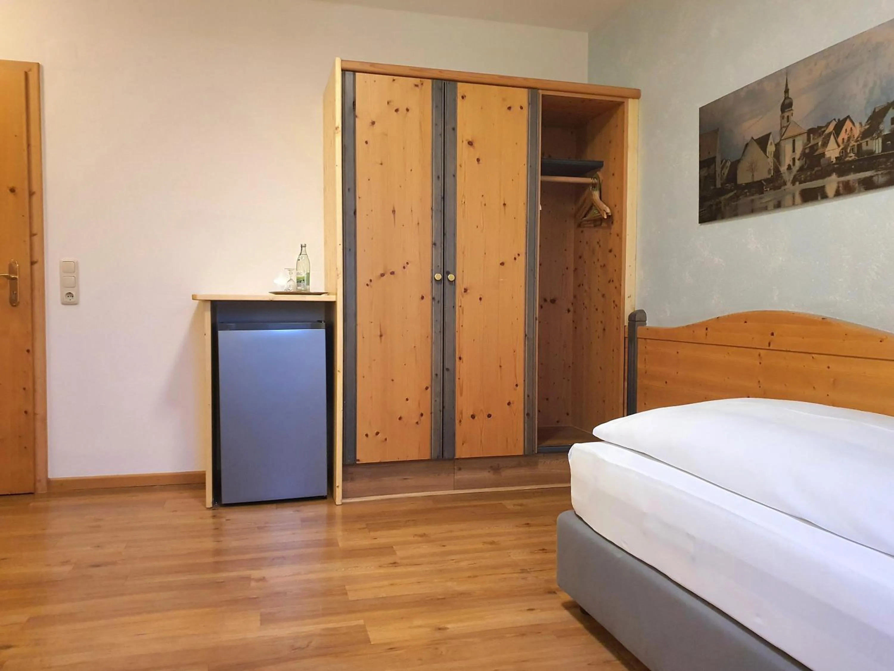 Photo of the whole room, Bed in Hotel am Schwanberg