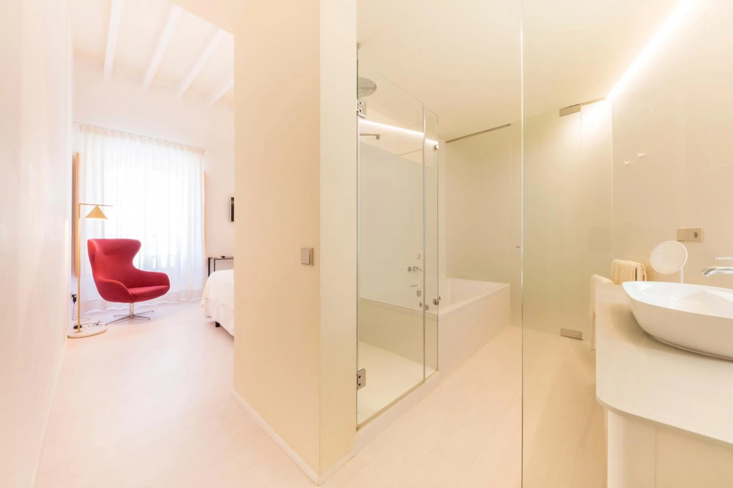 Shower in Fonda Llabres Boutique