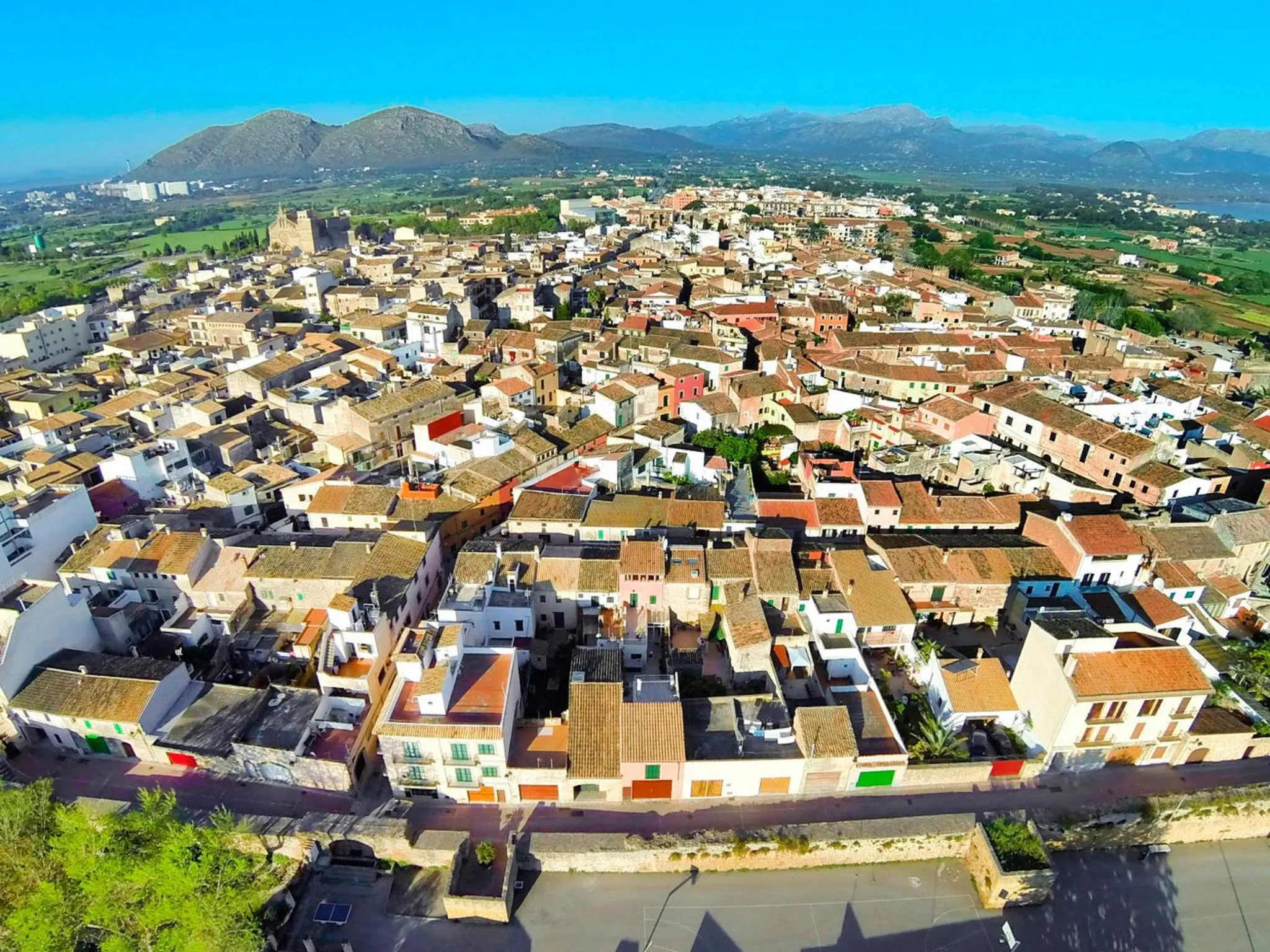 Nearby landmark in Fonda Llabres Boutique