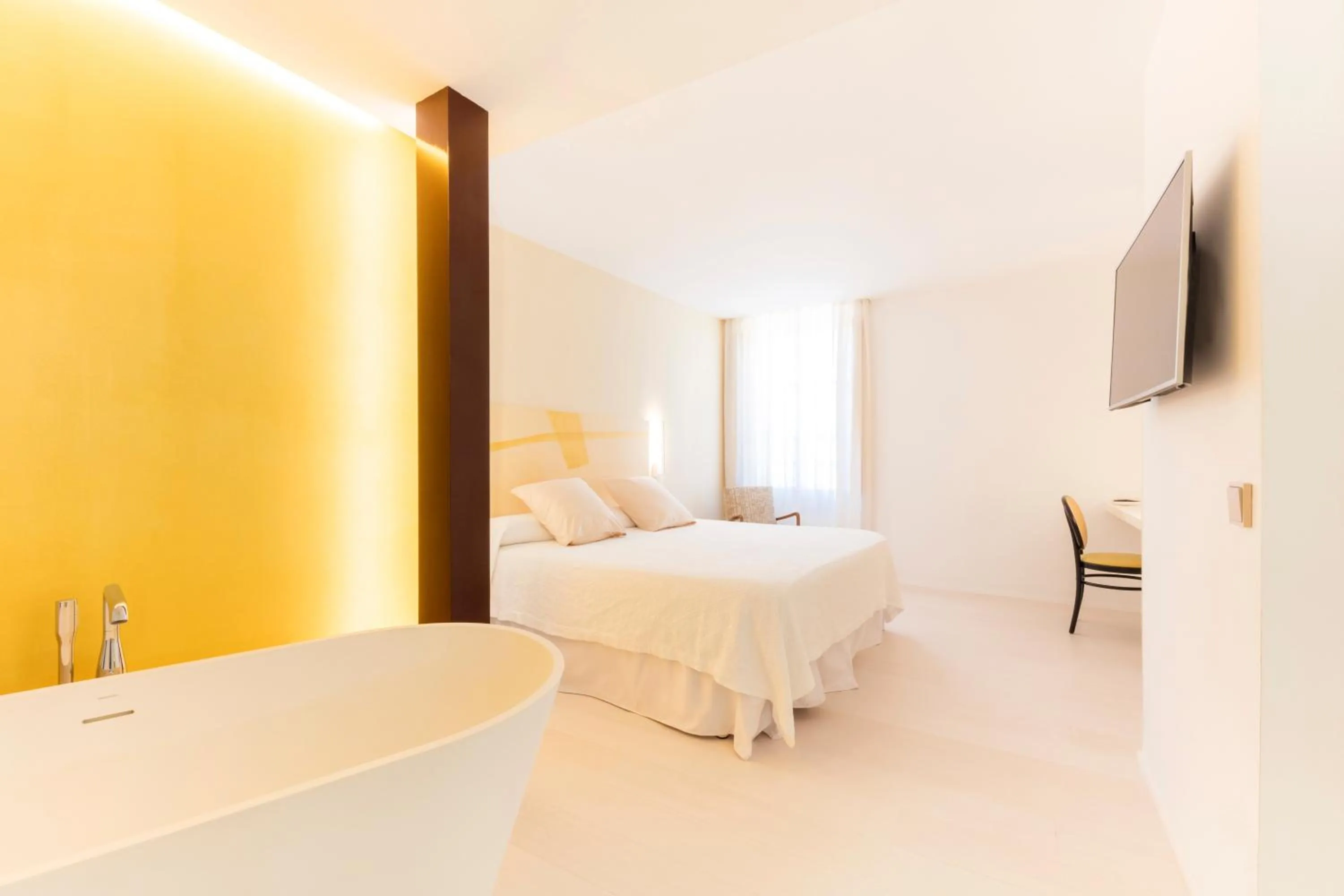 Bed in Fonda Llabres Boutique