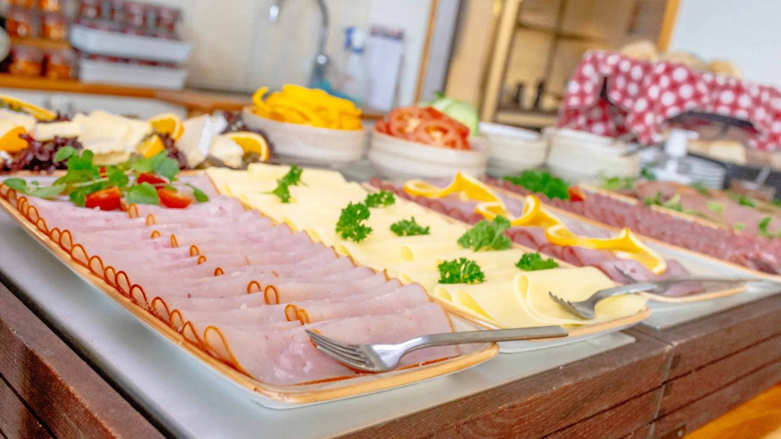 Restaurant/places to eat in Lydinge Resort