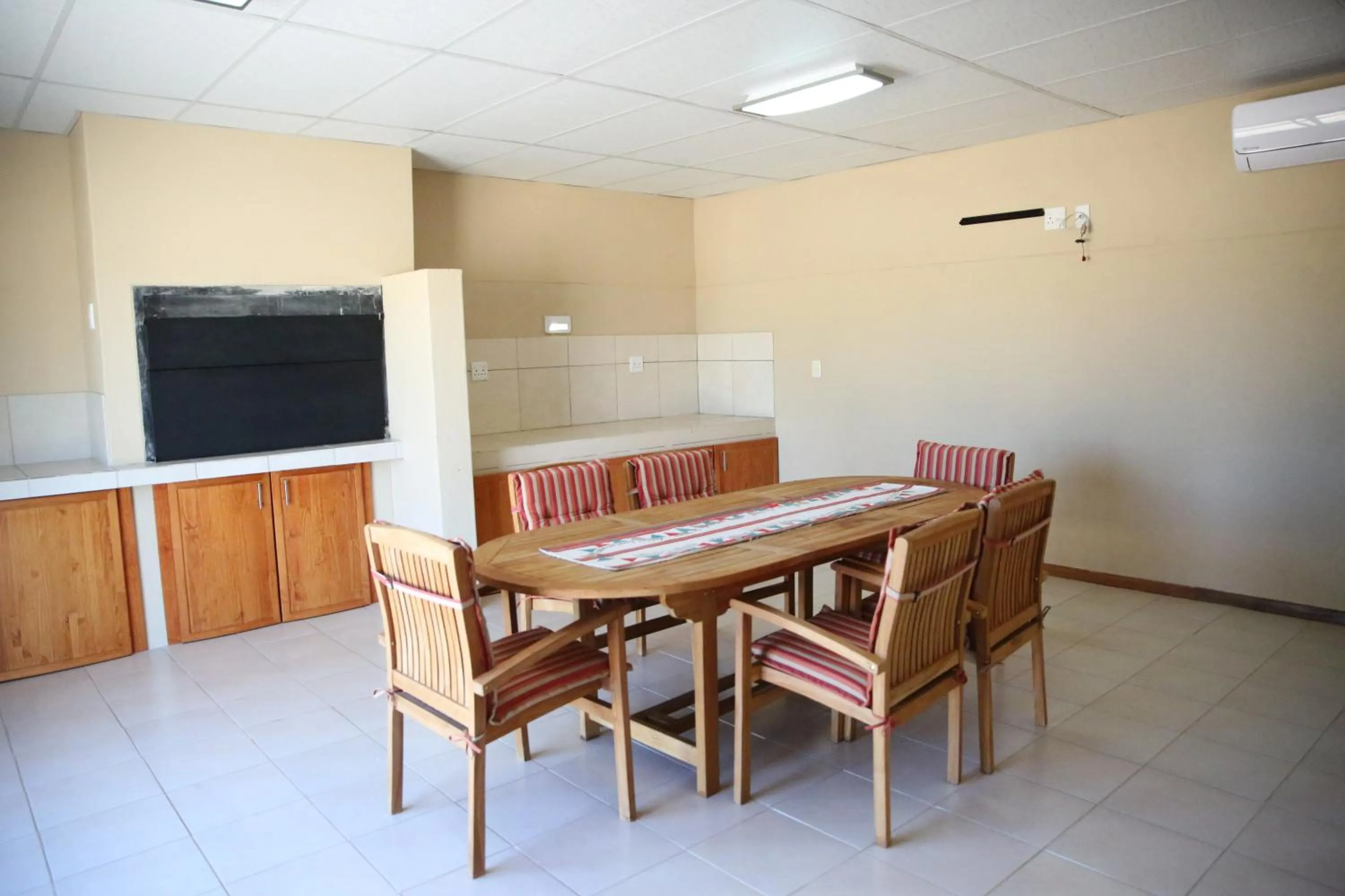 BBQ facilities in Augrabies De Oude Stoor Guesthouse