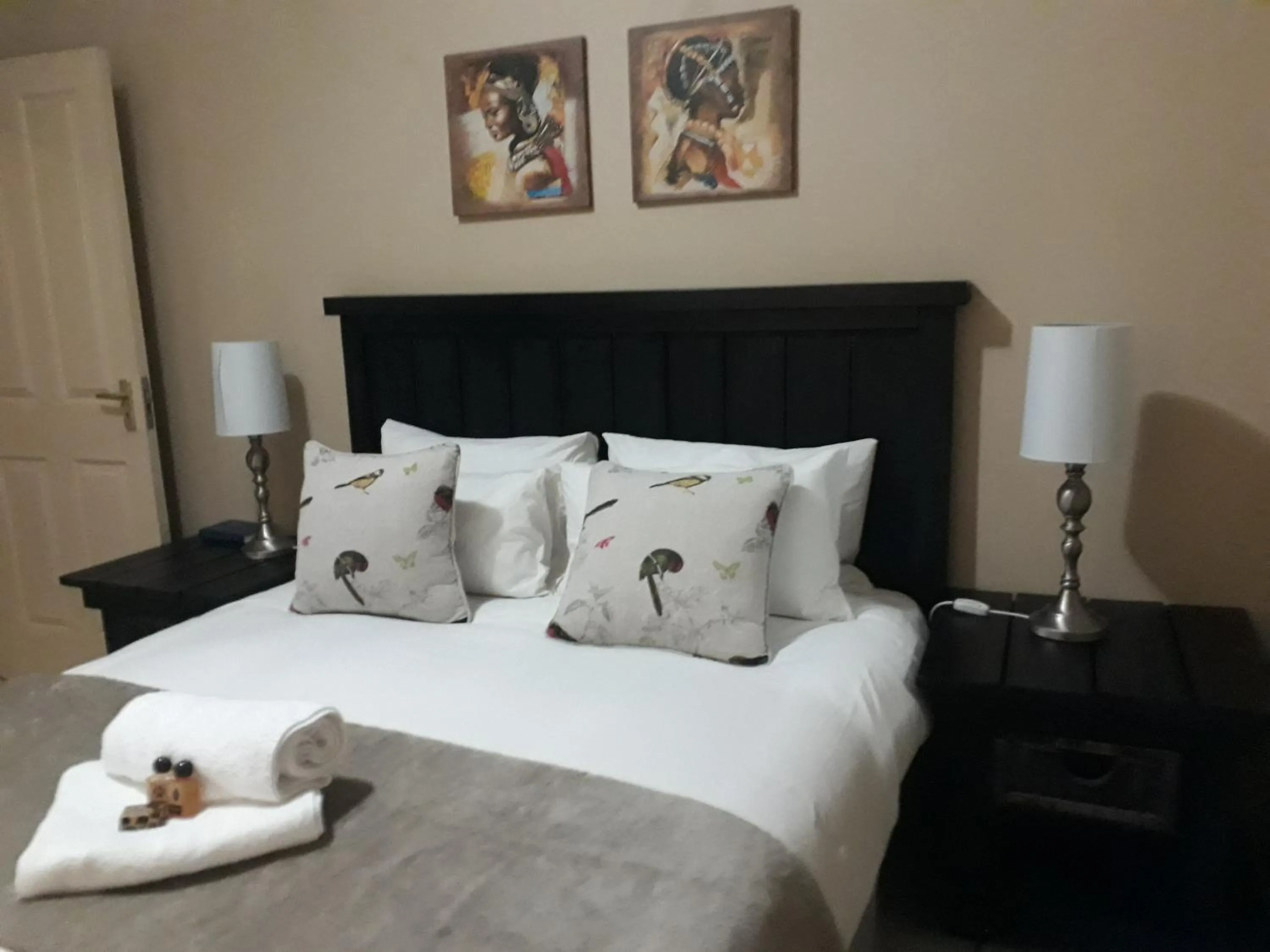 Bed in Augrabies De Oude Stoor Guesthouse