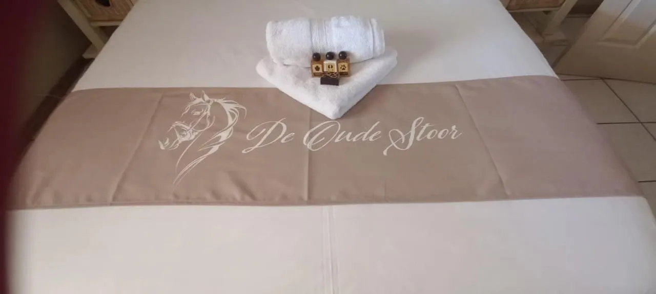 Bed in Augrabies De Oude Stoor Guesthouse