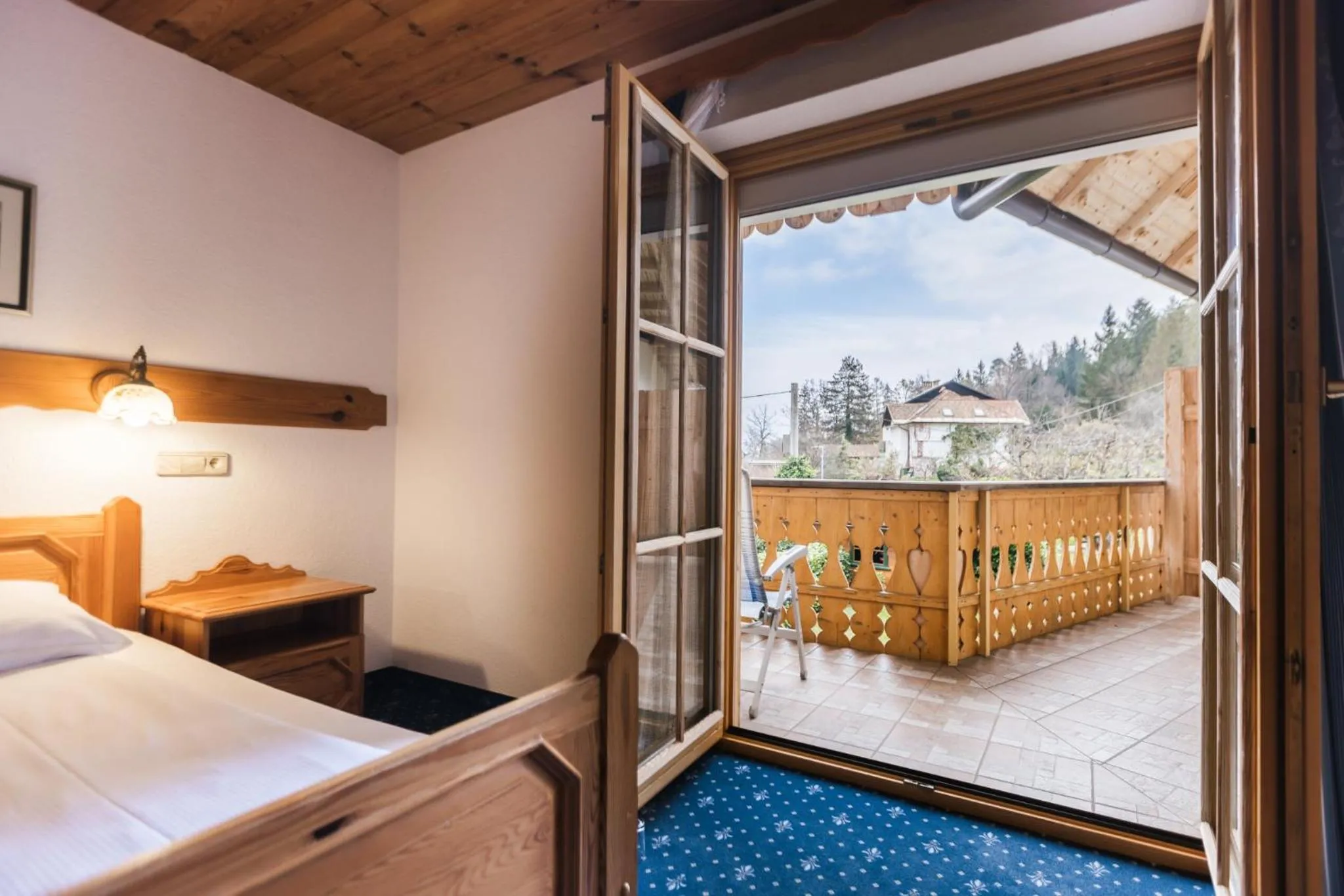 Balcony/Terrace, Bed in Garni Hotel Berc