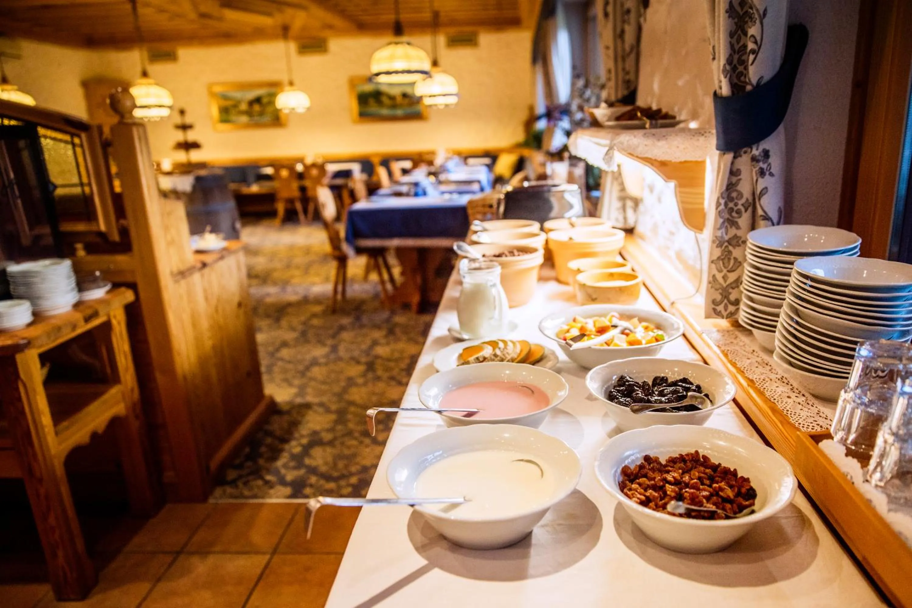 Breakfast in Garni Hotel Berc