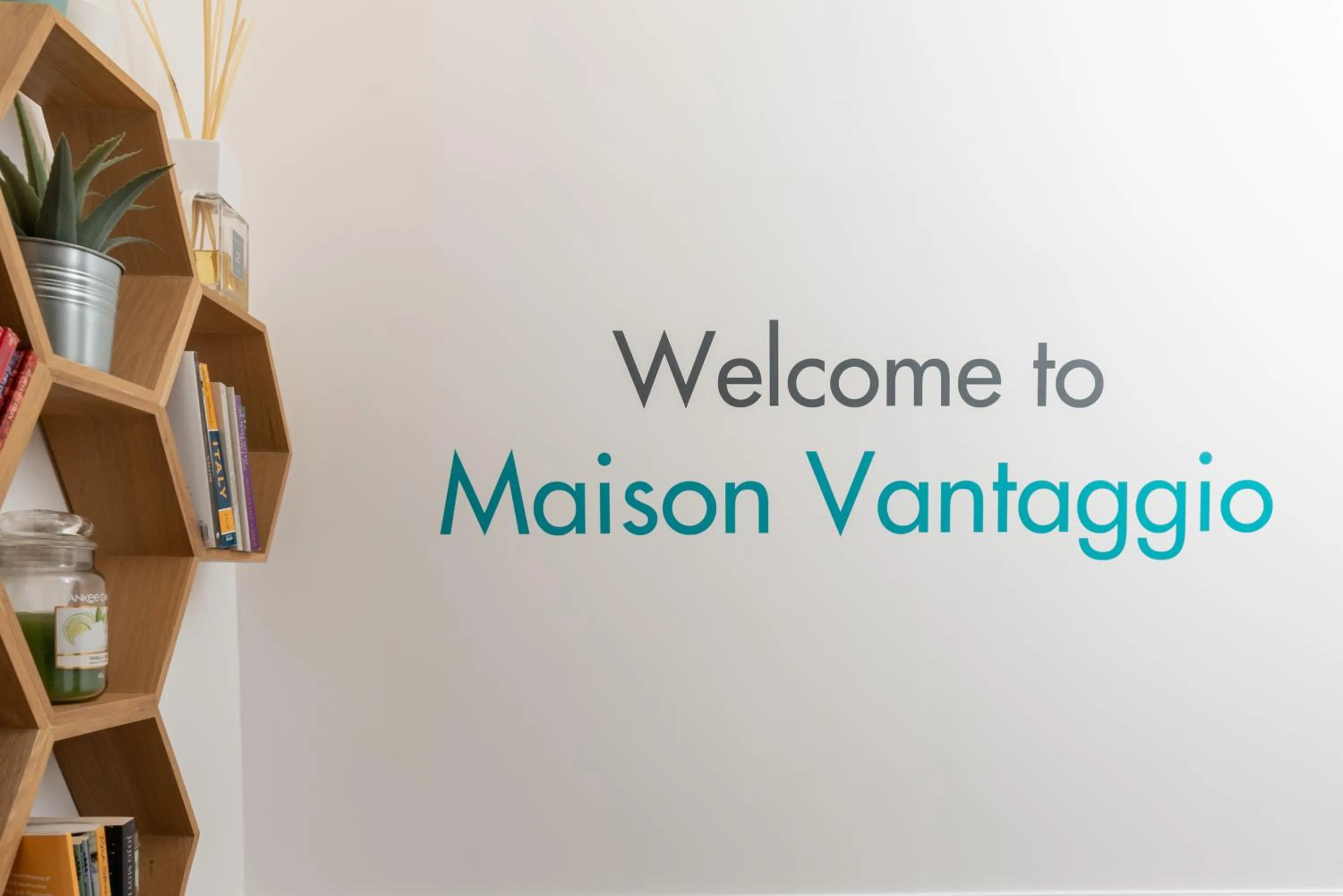 Decorative detail in Maison Vantaggio