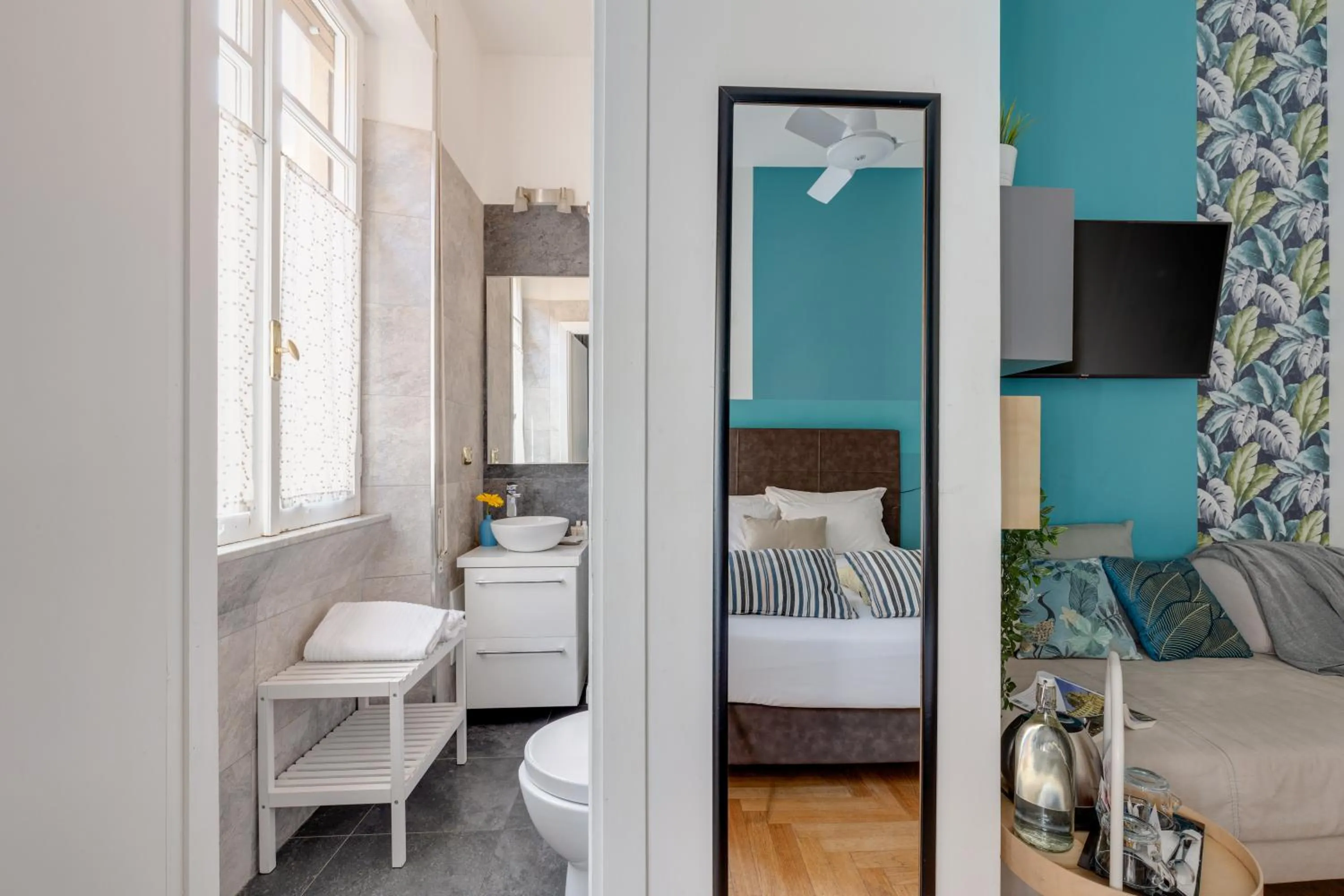 Bathroom, Bed in Maison Vantaggio
