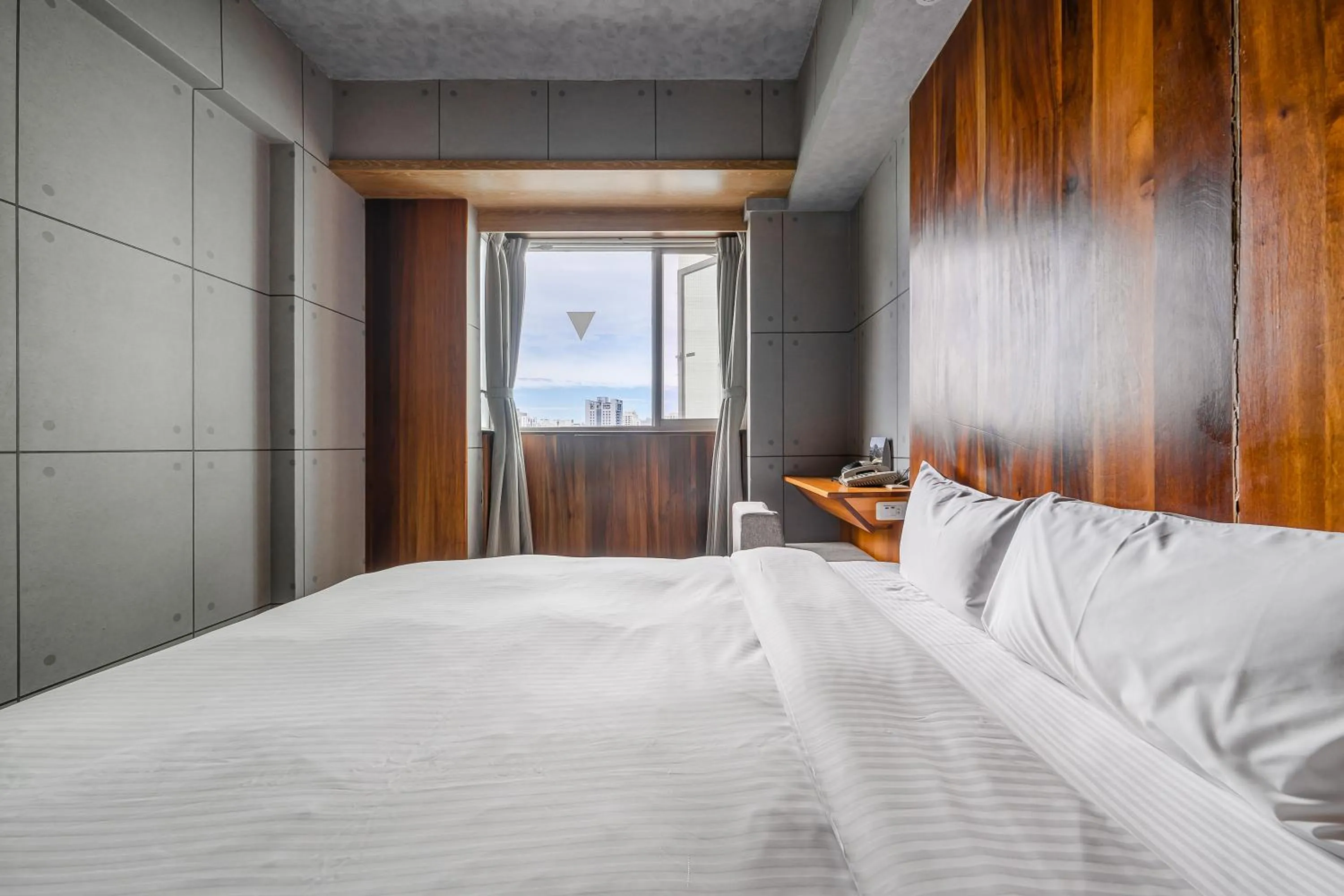 Bed in CHECK inn Express Taichung Fengchia