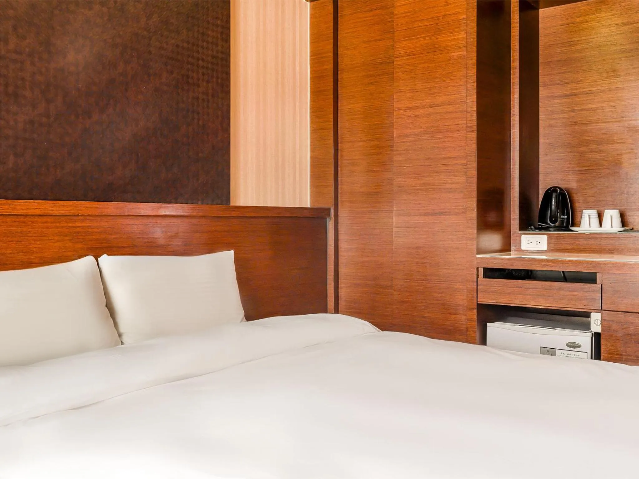 Photo of the whole room, Bed in CHECK inn Express Taichung Fengchia