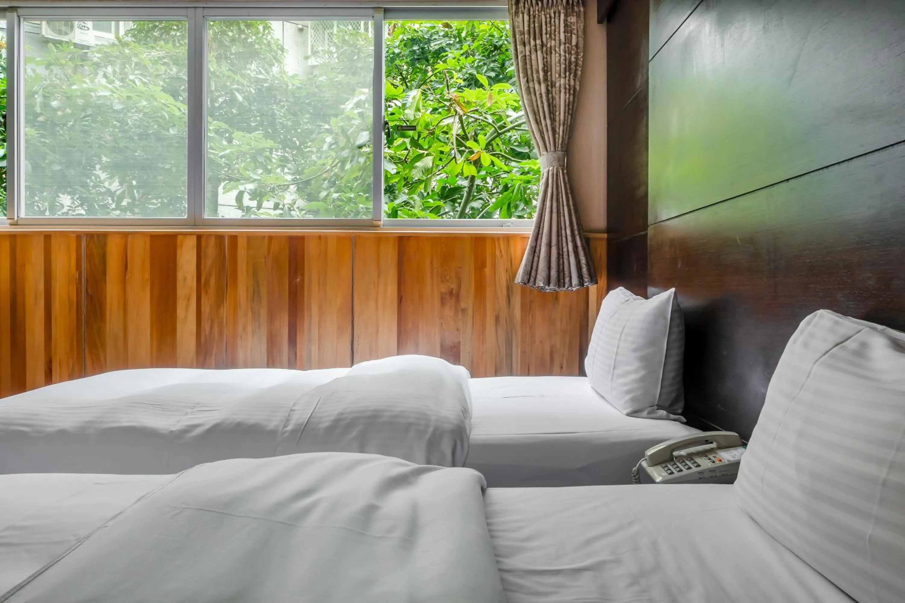 Bed in CHECK inn Express Taichung Fengchia