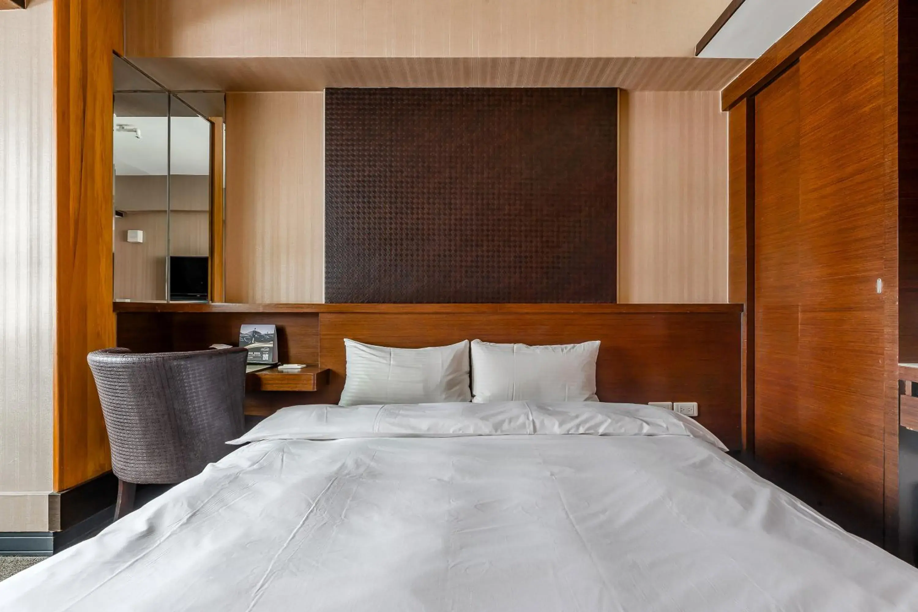 Bed in CHECK inn Express Taichung Fengchia Bed in CHECK inn Express Taichung Fengchia