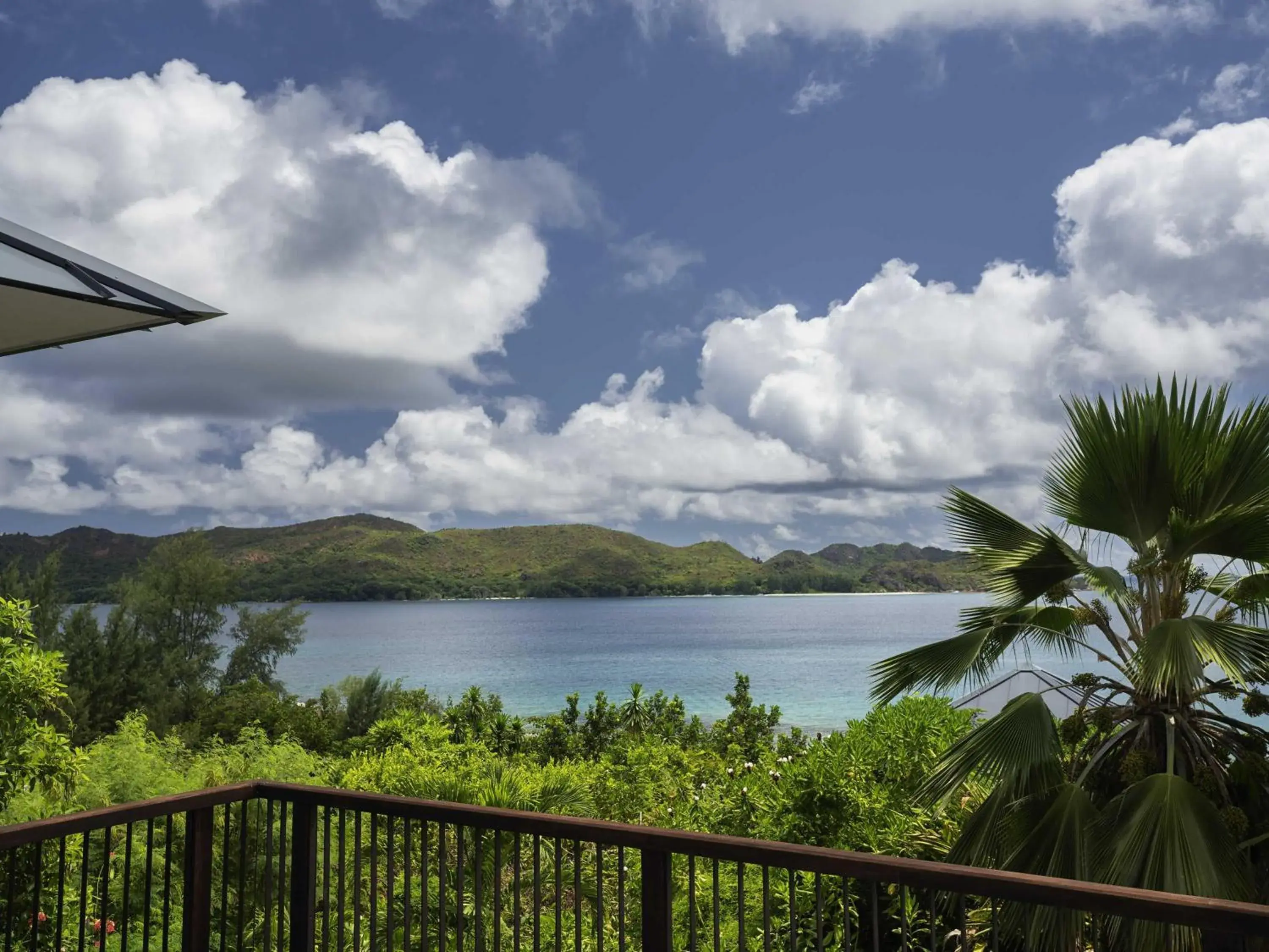 Bedroom in Raffles Seychelles Bedroom in Raffles Seychelles