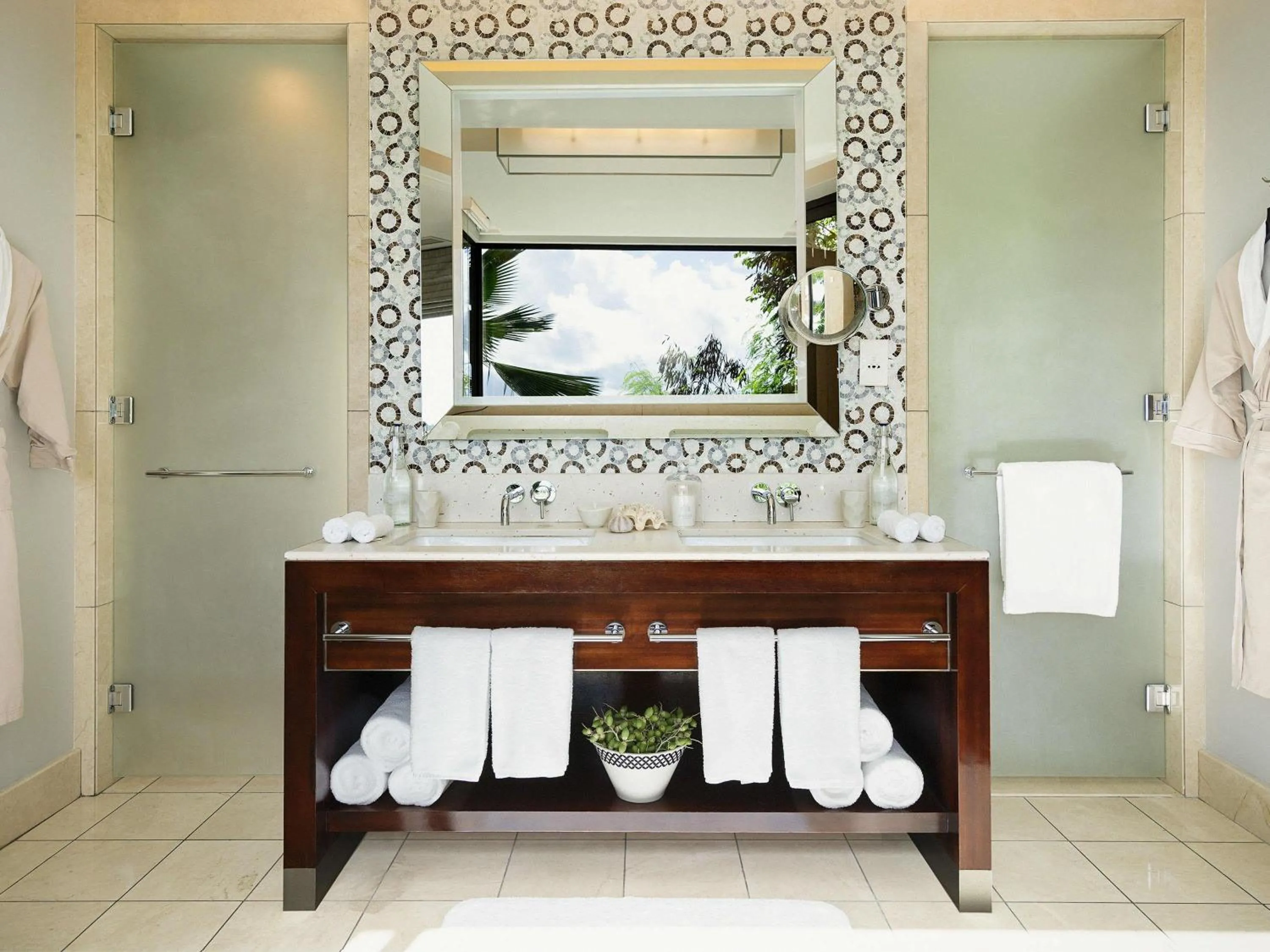 Bedroom in Raffles Seychelles