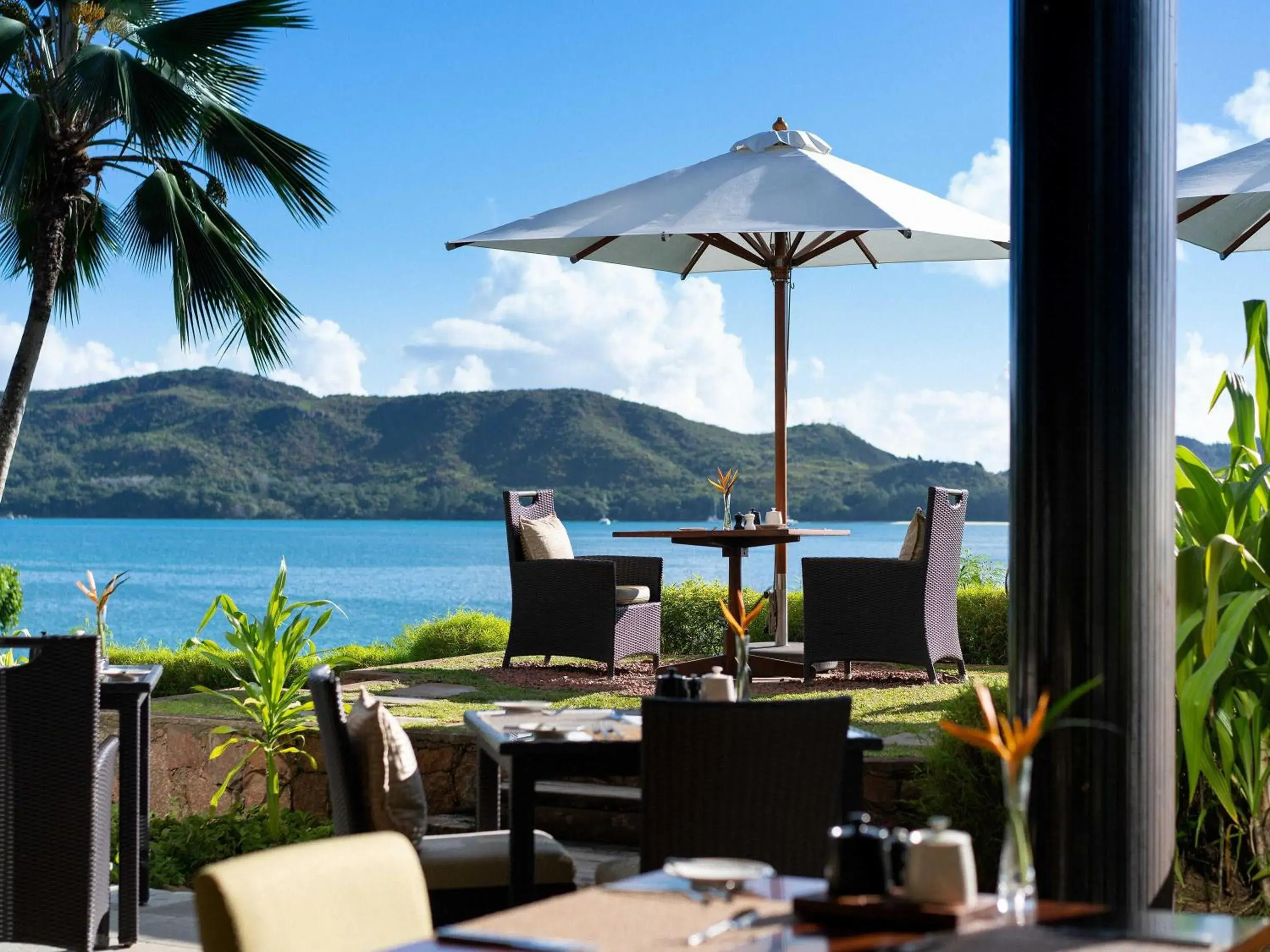 Restaurant/places to eat in Raffles Seychelles Restaurant/places to eat in Raffles Seychelles