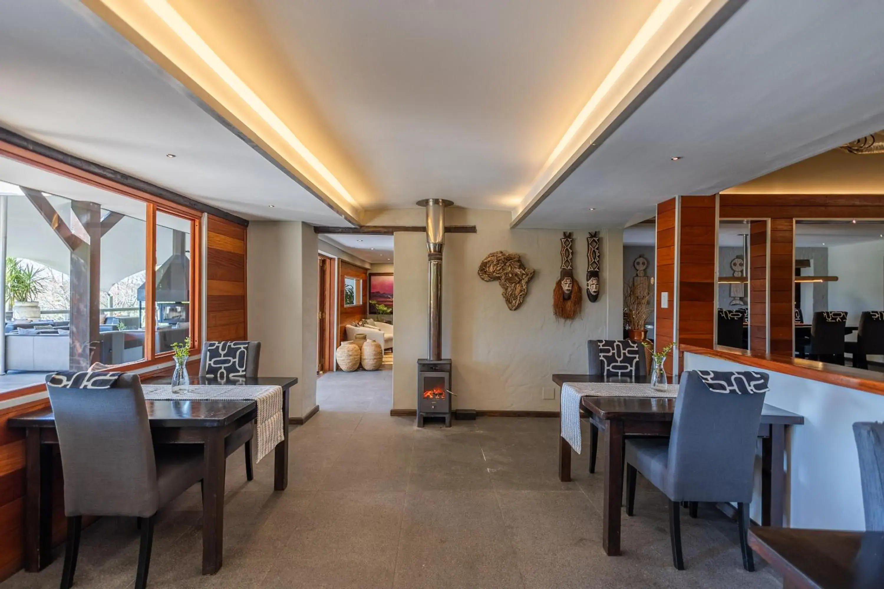 Restaurant/places to eat in Hog Hollow Country Lodge Restaurant/places to eat in Hog Hollow Country Lodge