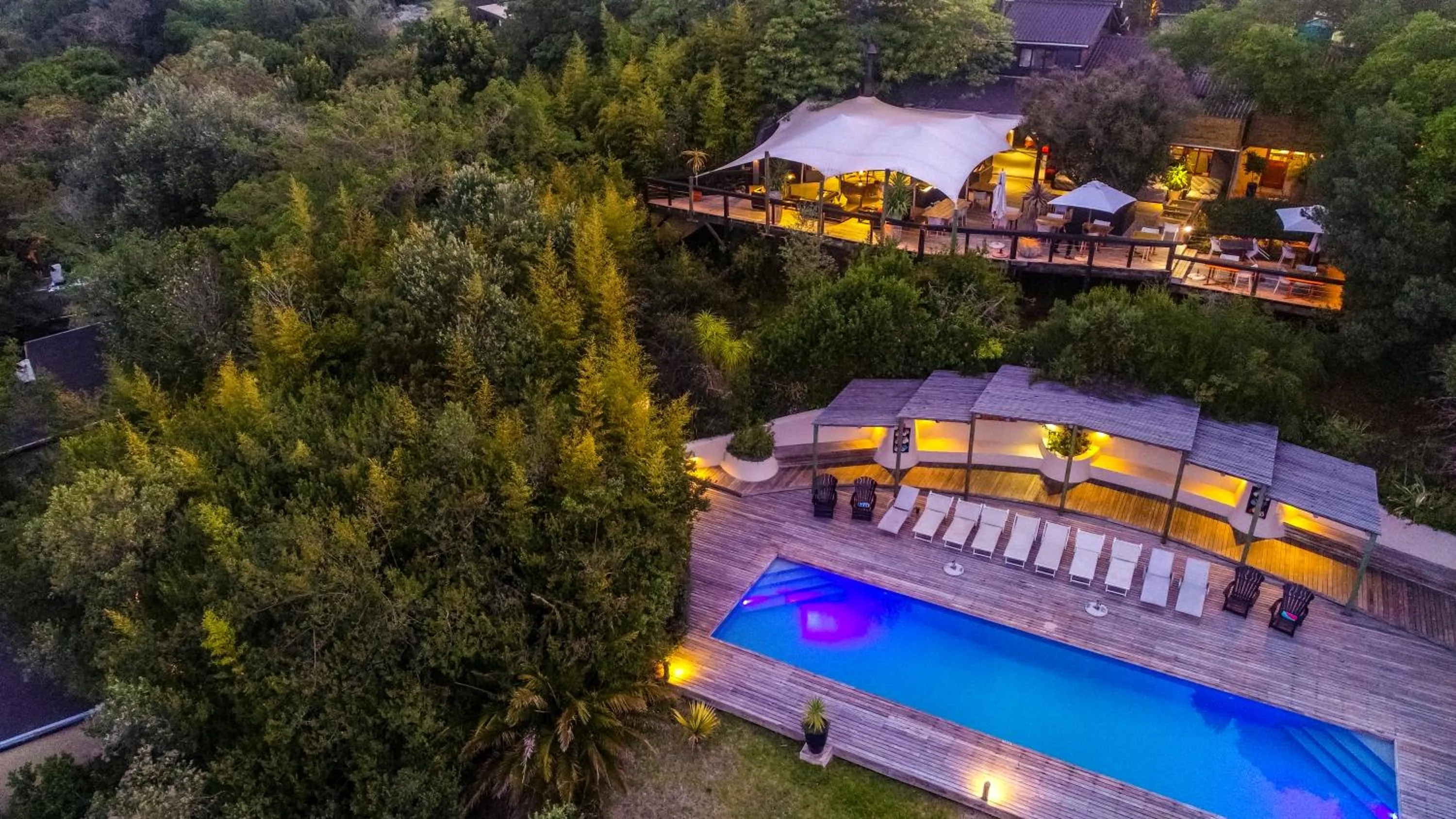 Property building in Hog Hollow Country Lodge