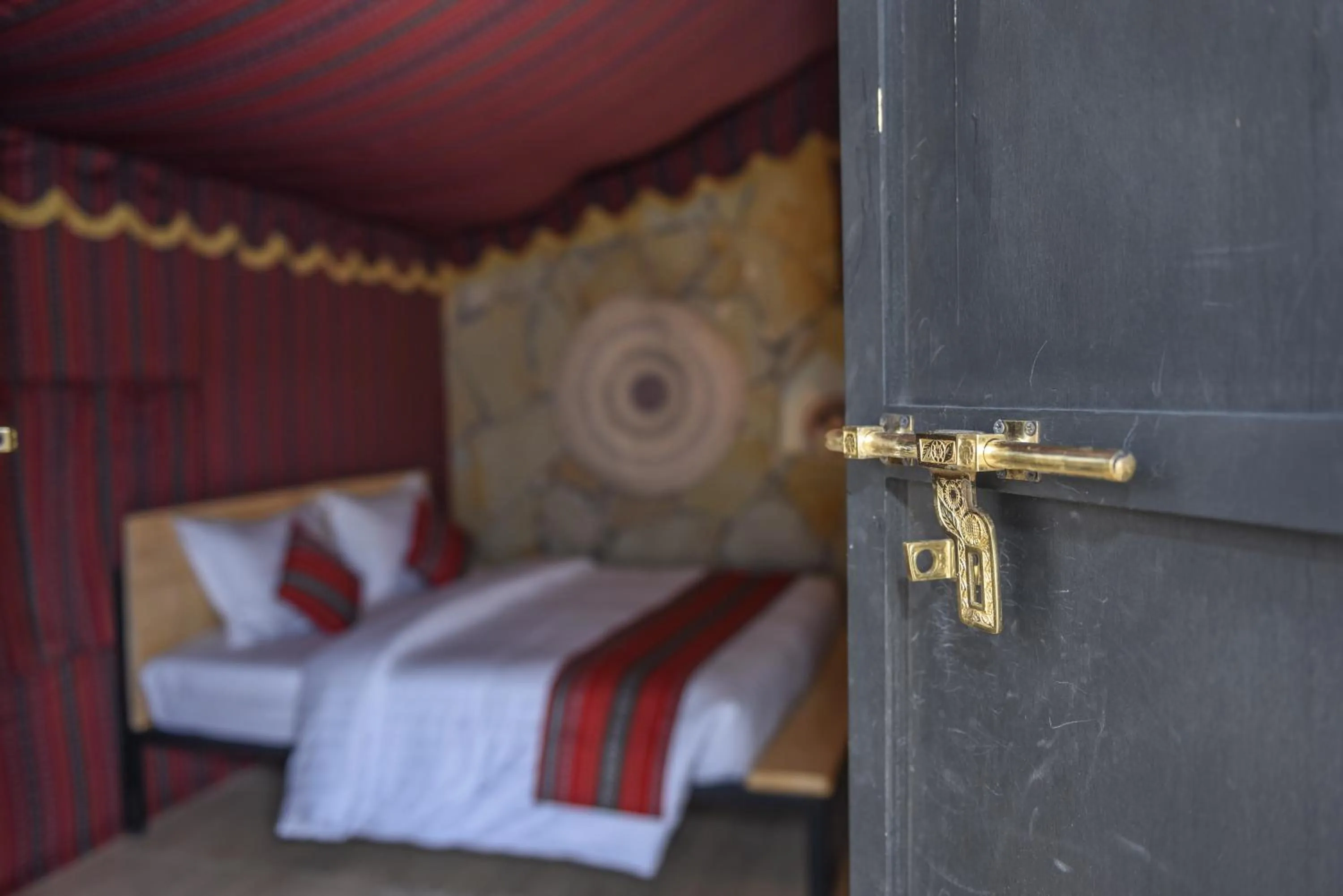 Bed in Sama Heights Resort