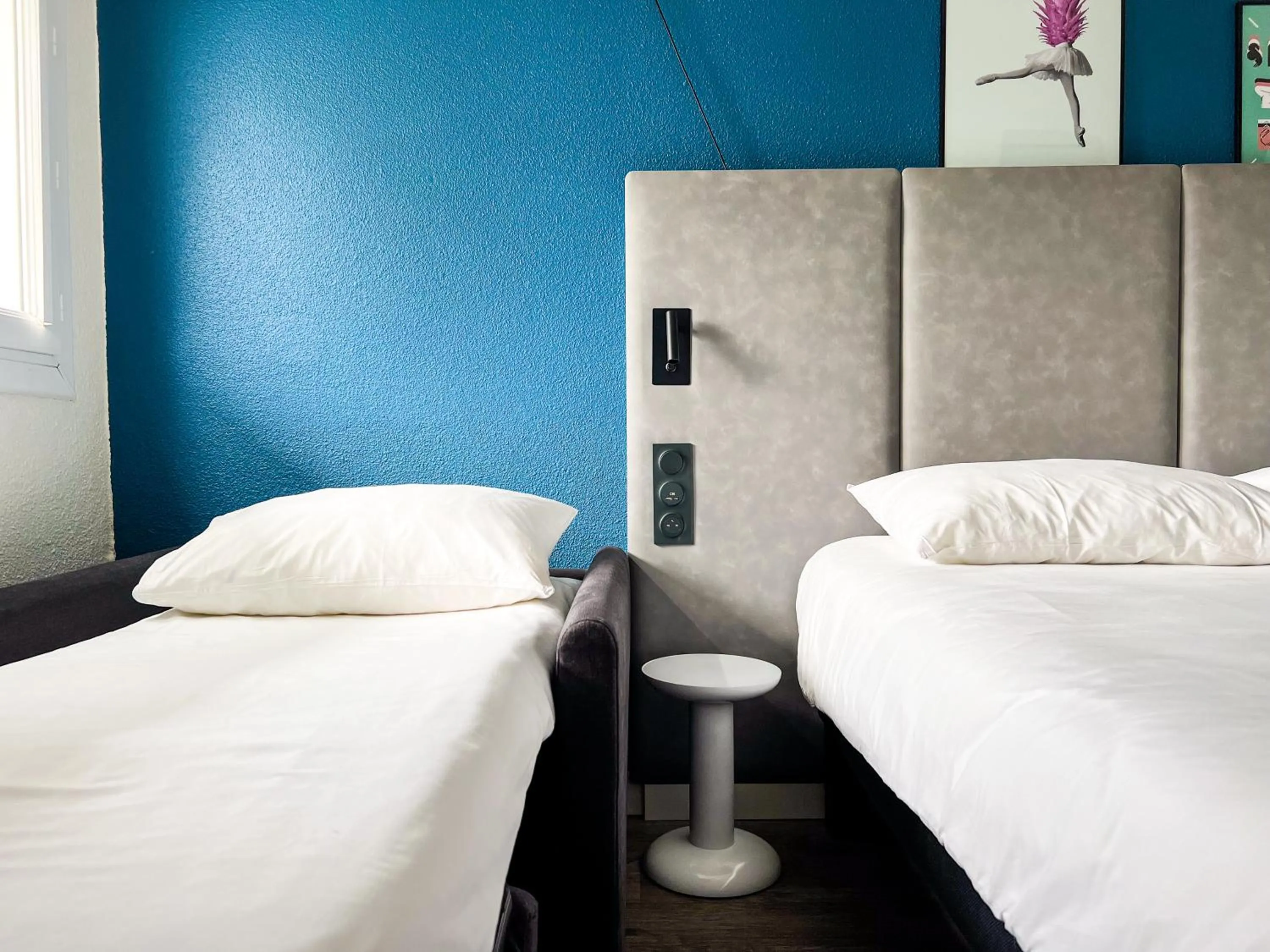 Bedroom, Bed in ibis Nîmes Ouest - A9