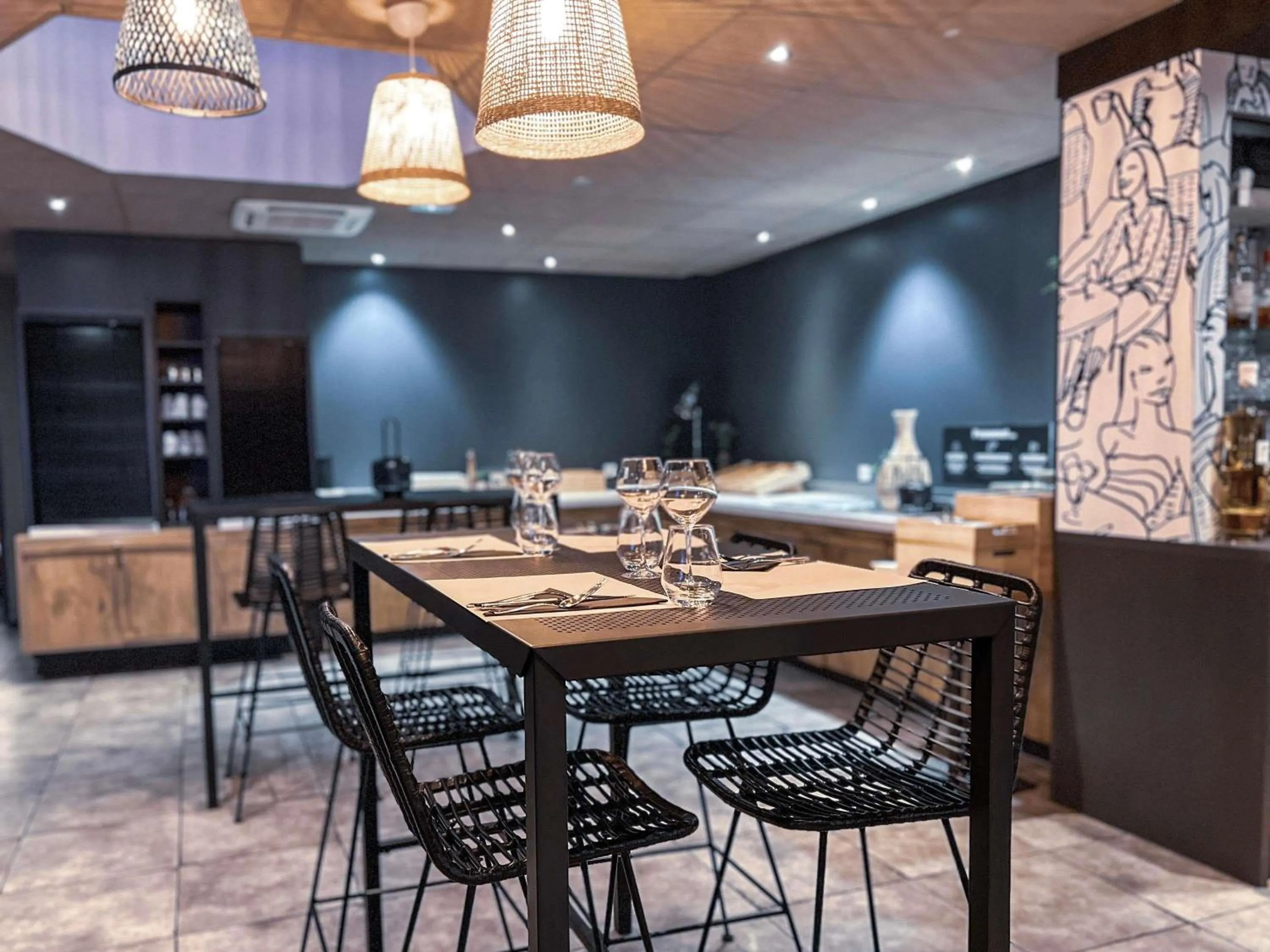 Restaurant/places to eat in ibis Nîmes Ouest - A9