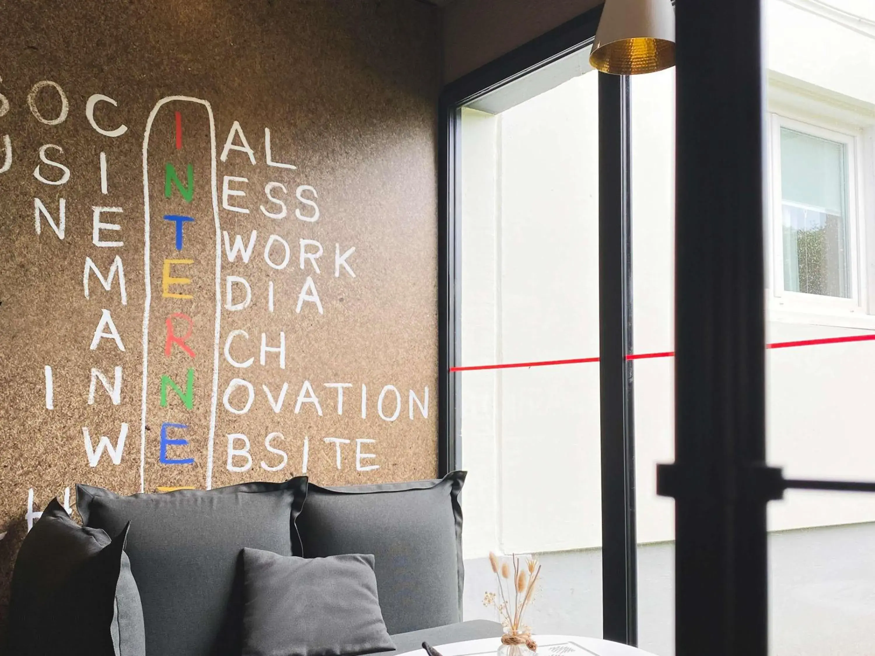 Lounge or bar in ibis Nîmes Ouest - A9 Lounge or bar in ibis Nîmes Ouest - A9