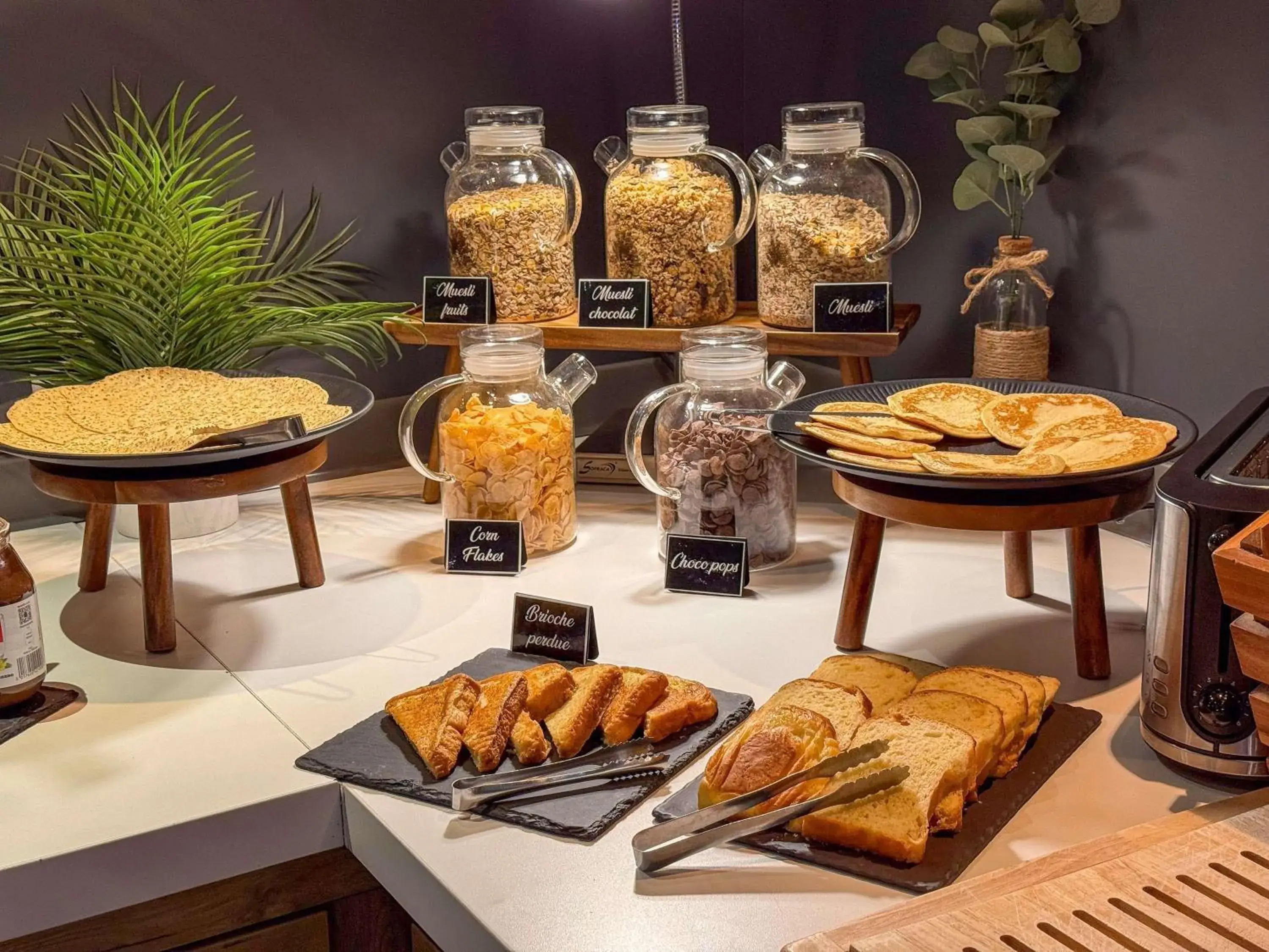 Property building in ibis Nîmes Ouest - A9 Property building in ibis Nîmes Ouest - A9