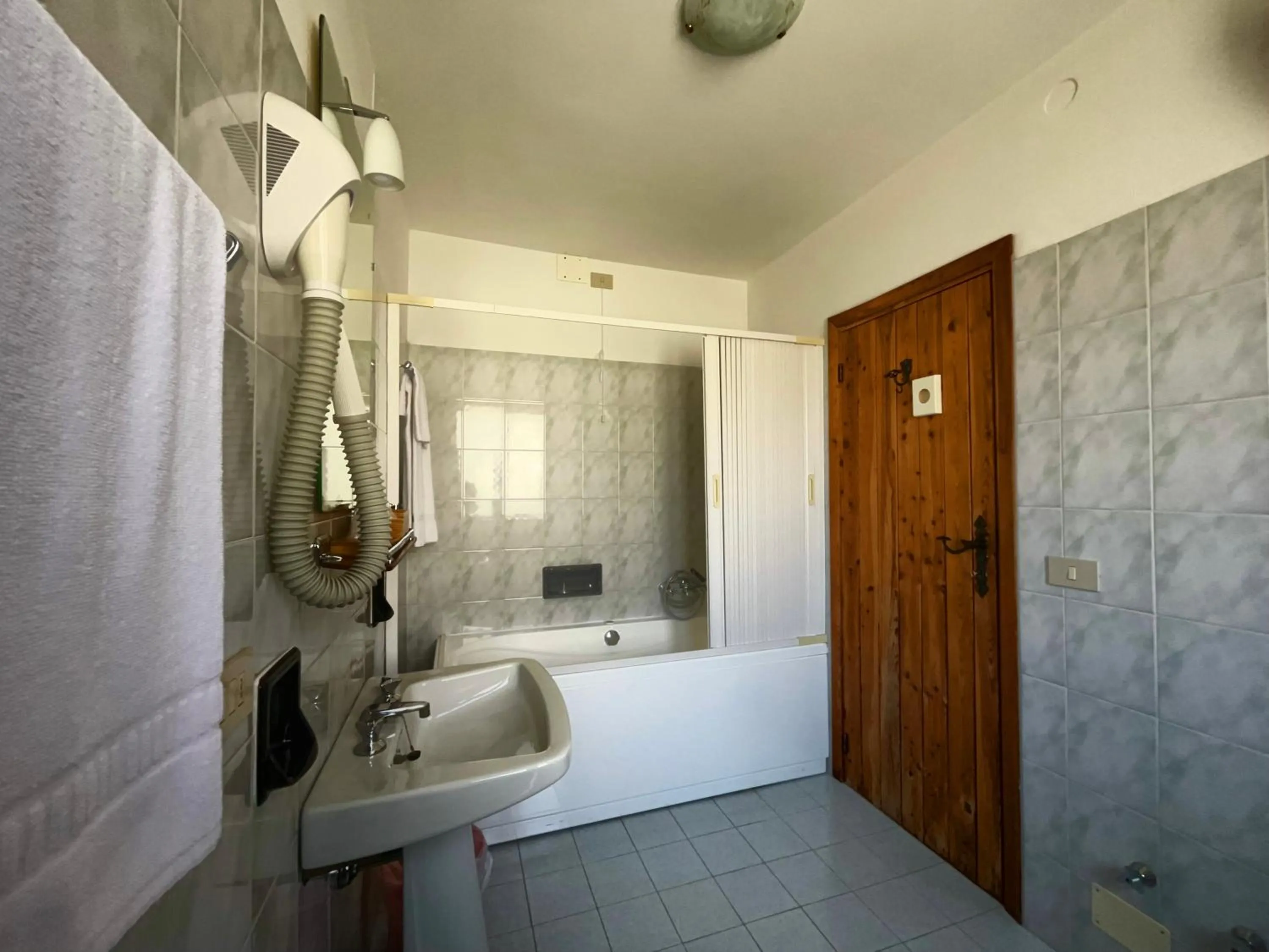 Shower in Hotel Garnì Mille Pini