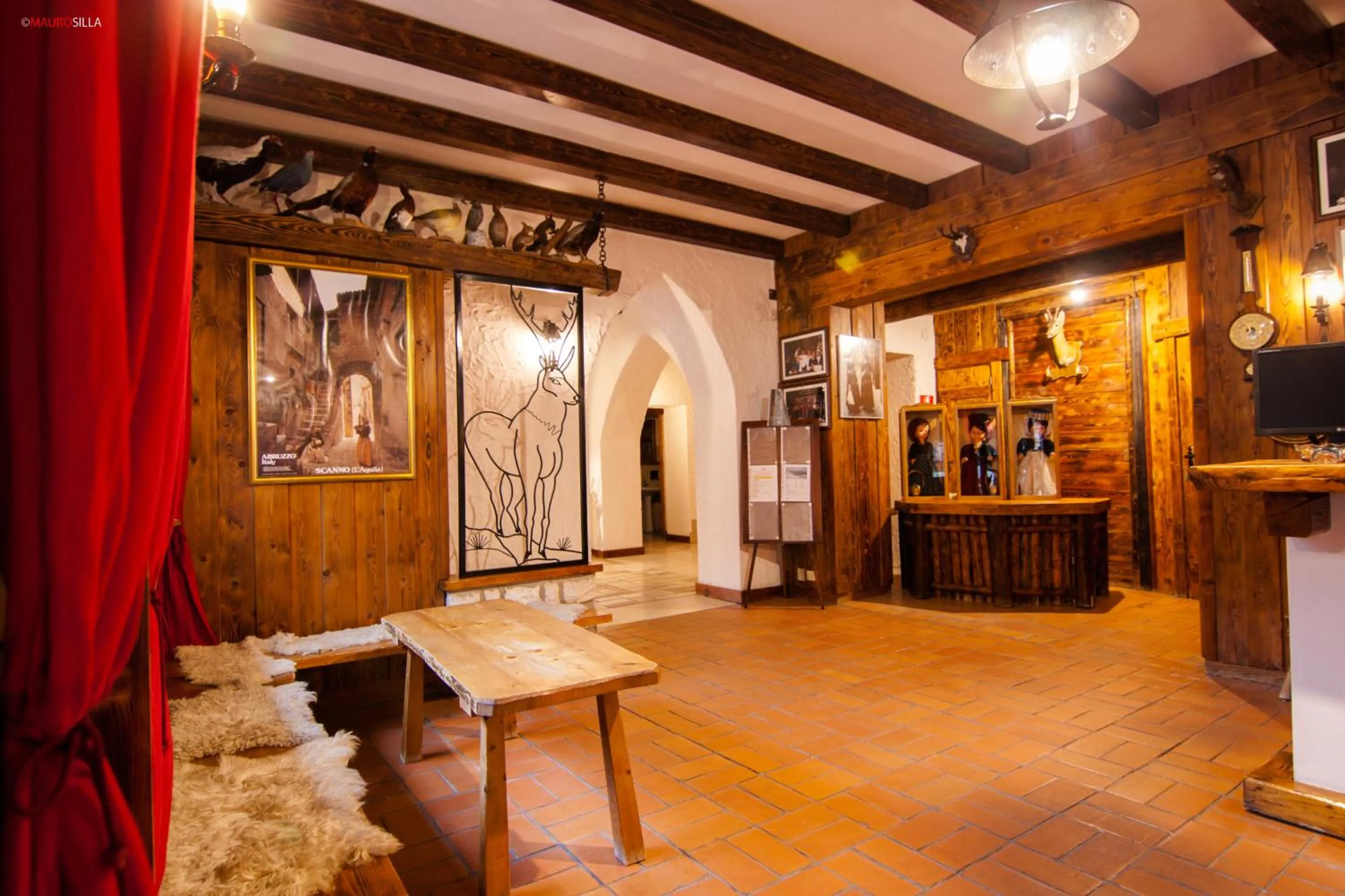 Lobby or reception in Hotel Garnì Mille Pini