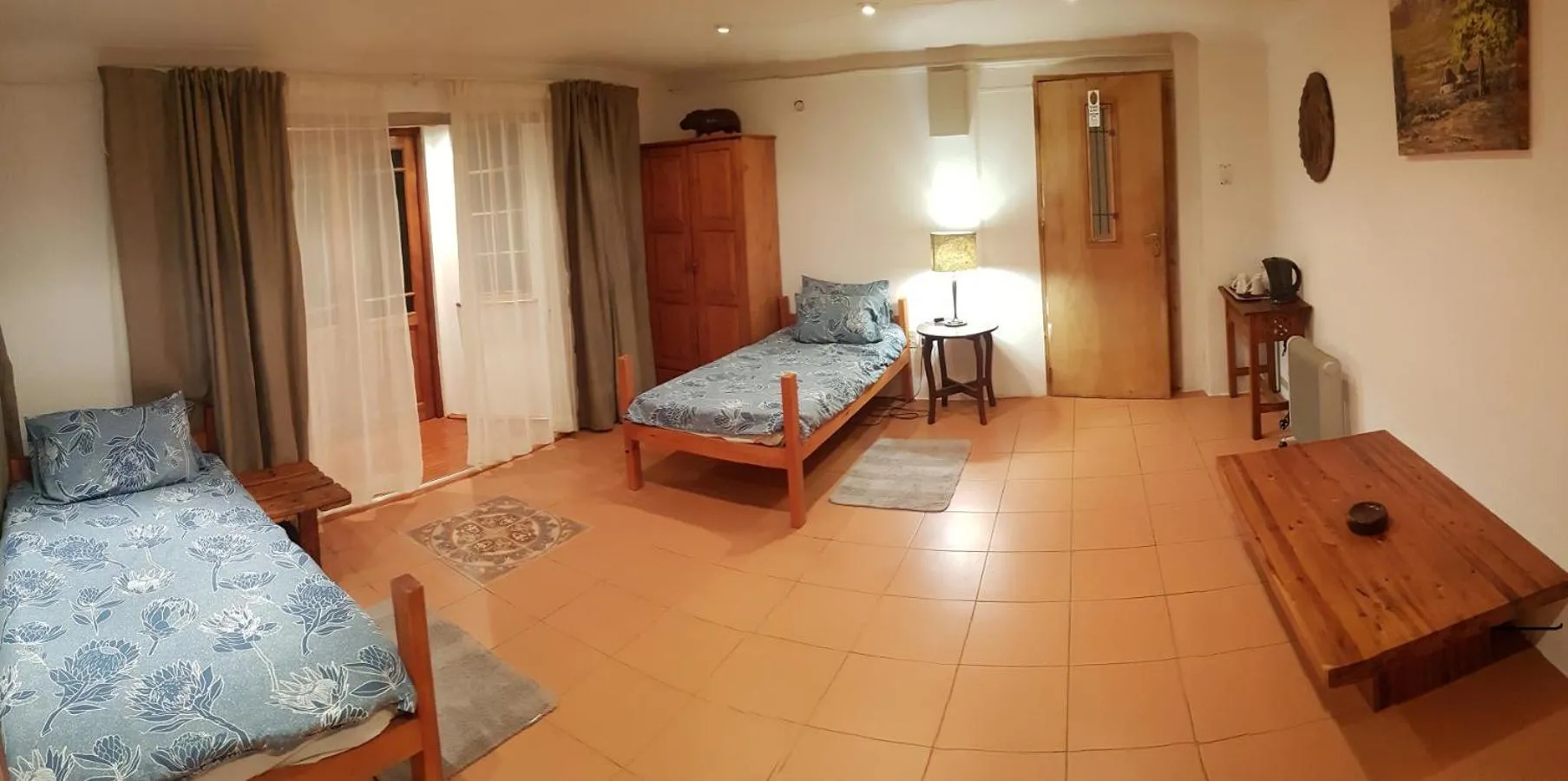 Bed in Acra-Retreat Mountain View Lodge