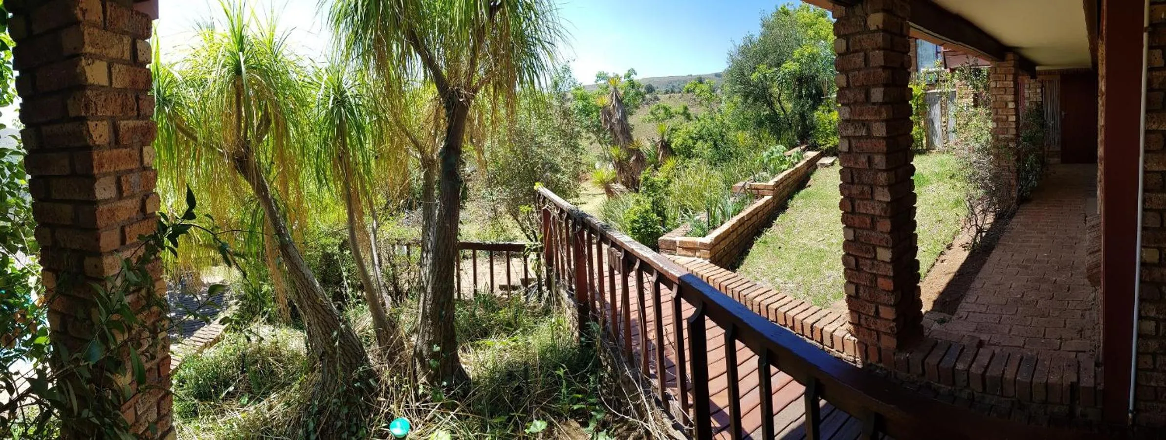 Patio in Acra-Retreat Mountain View Lodge