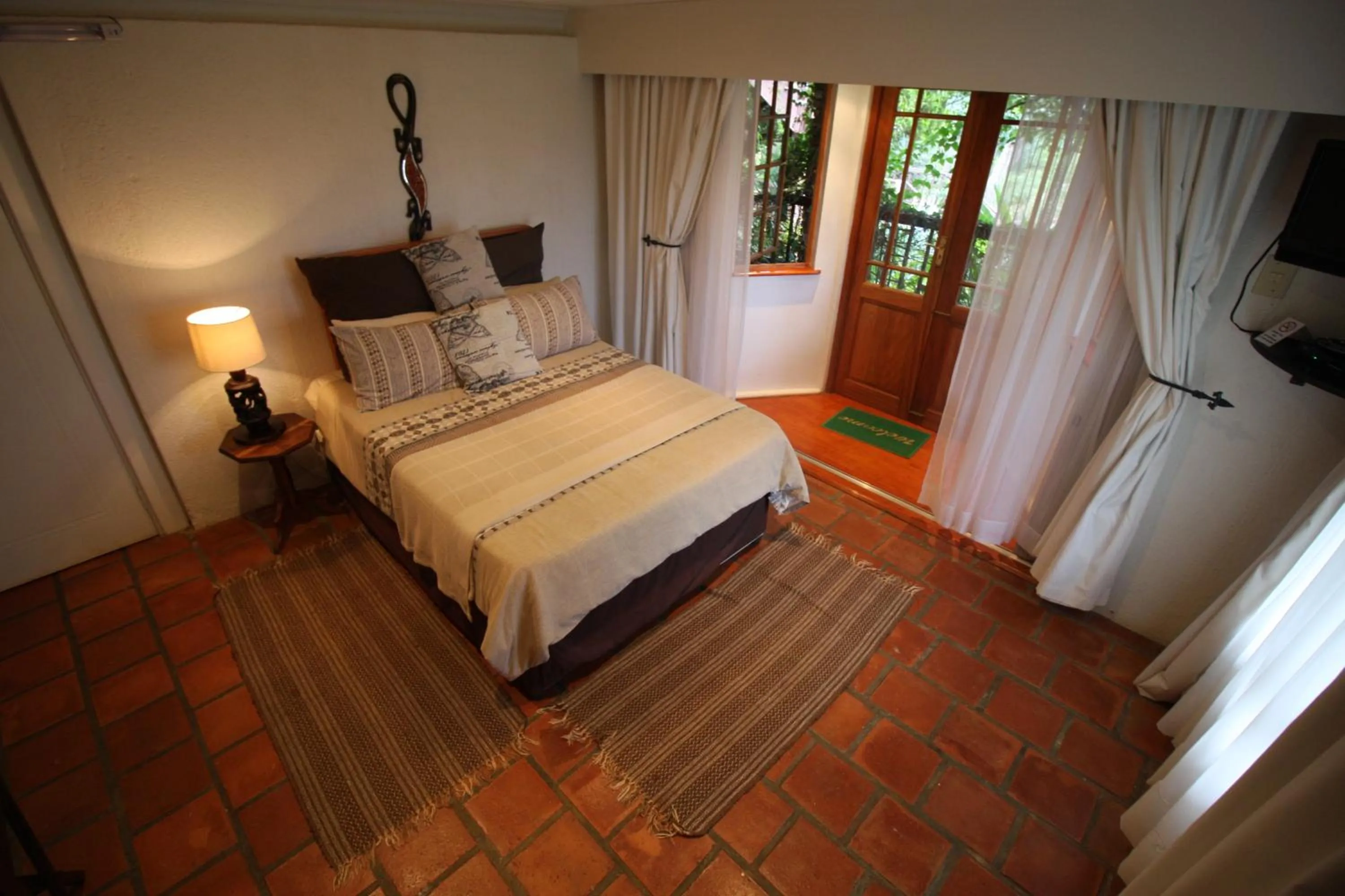 Bedroom, Bed in Acra-Retreat Mountain View Lodge