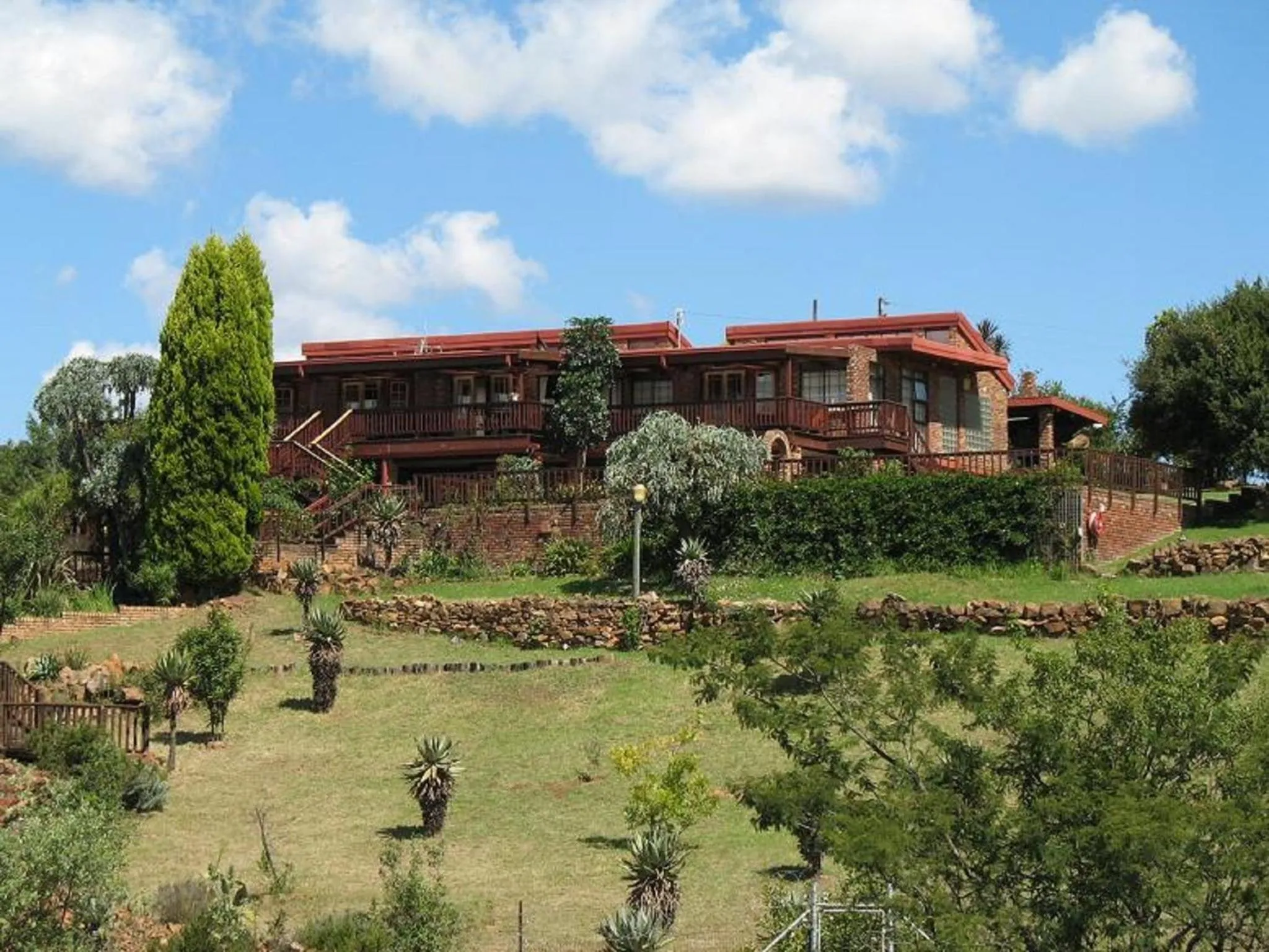 Property building in Acra-Retreat Mountain View Lodge