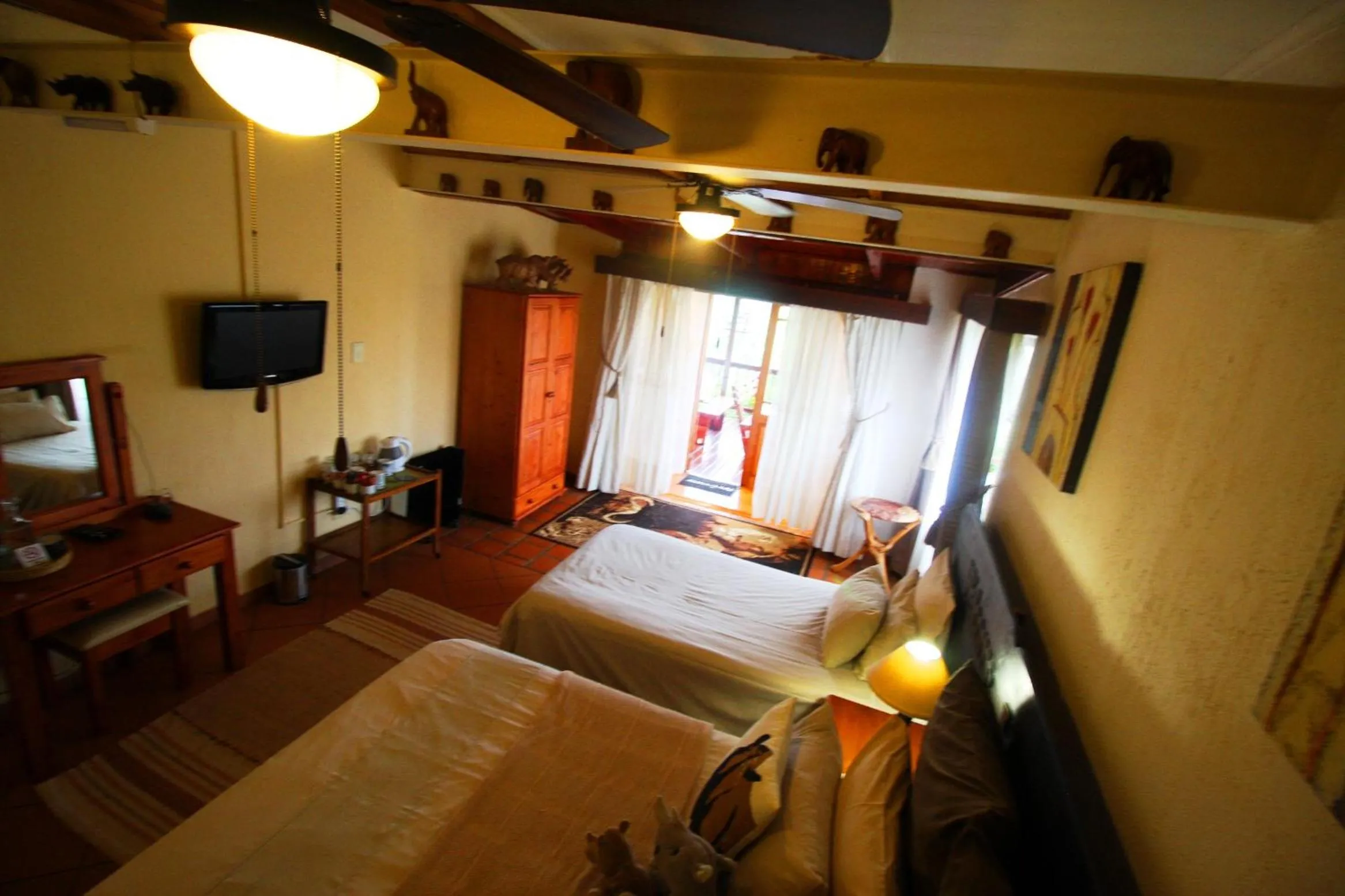Bedroom, Bed in Acra-Retreat Mountain View Lodge