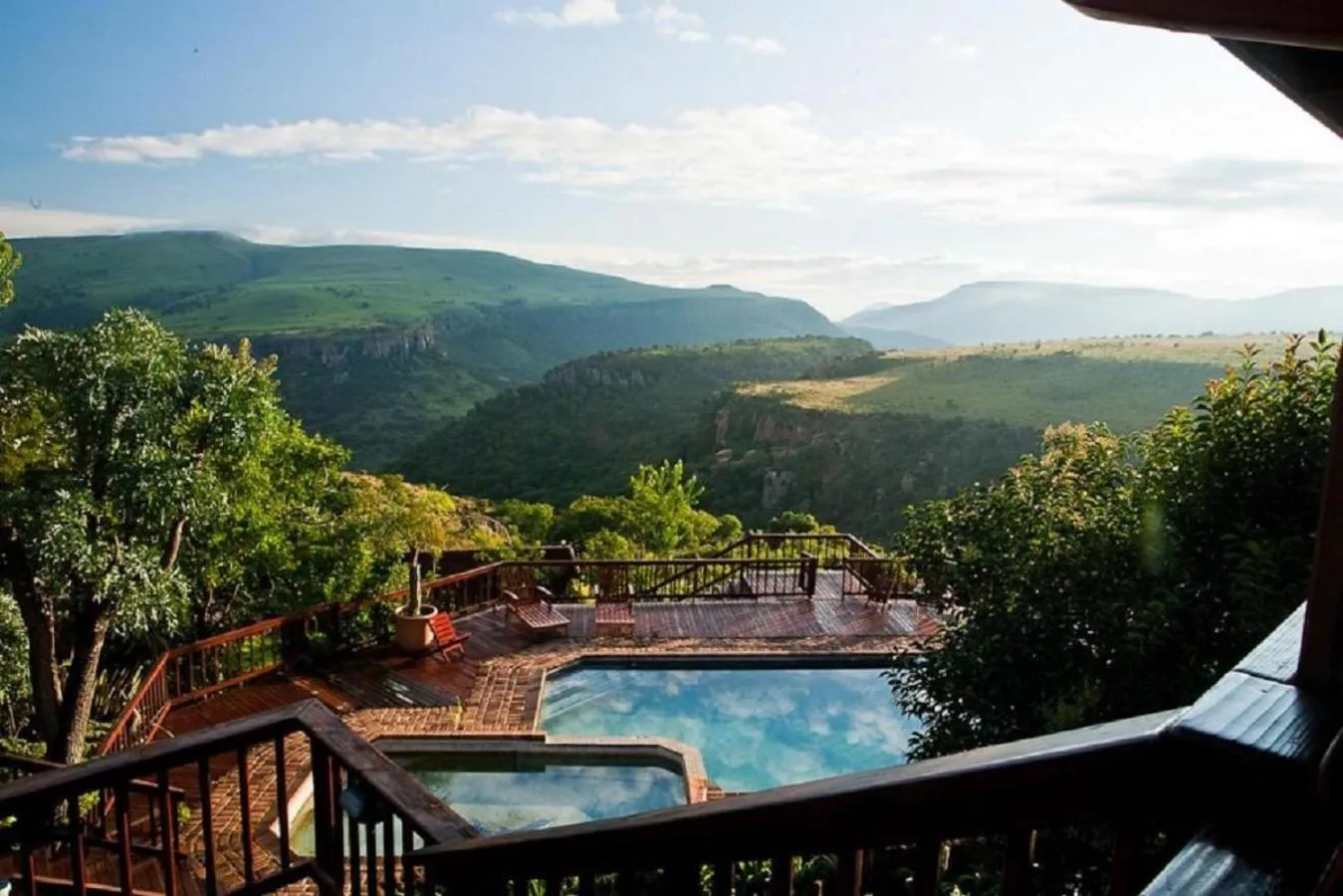 Garden in Acra-Retreat Mountain View Lodge