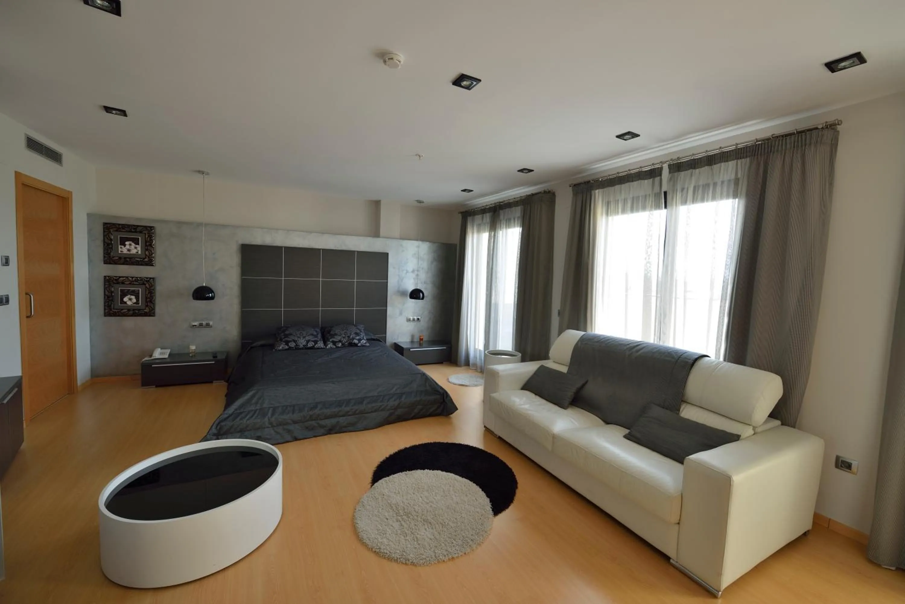 Photo of the whole room, Bed in Hotel Ciutat d'Amposta