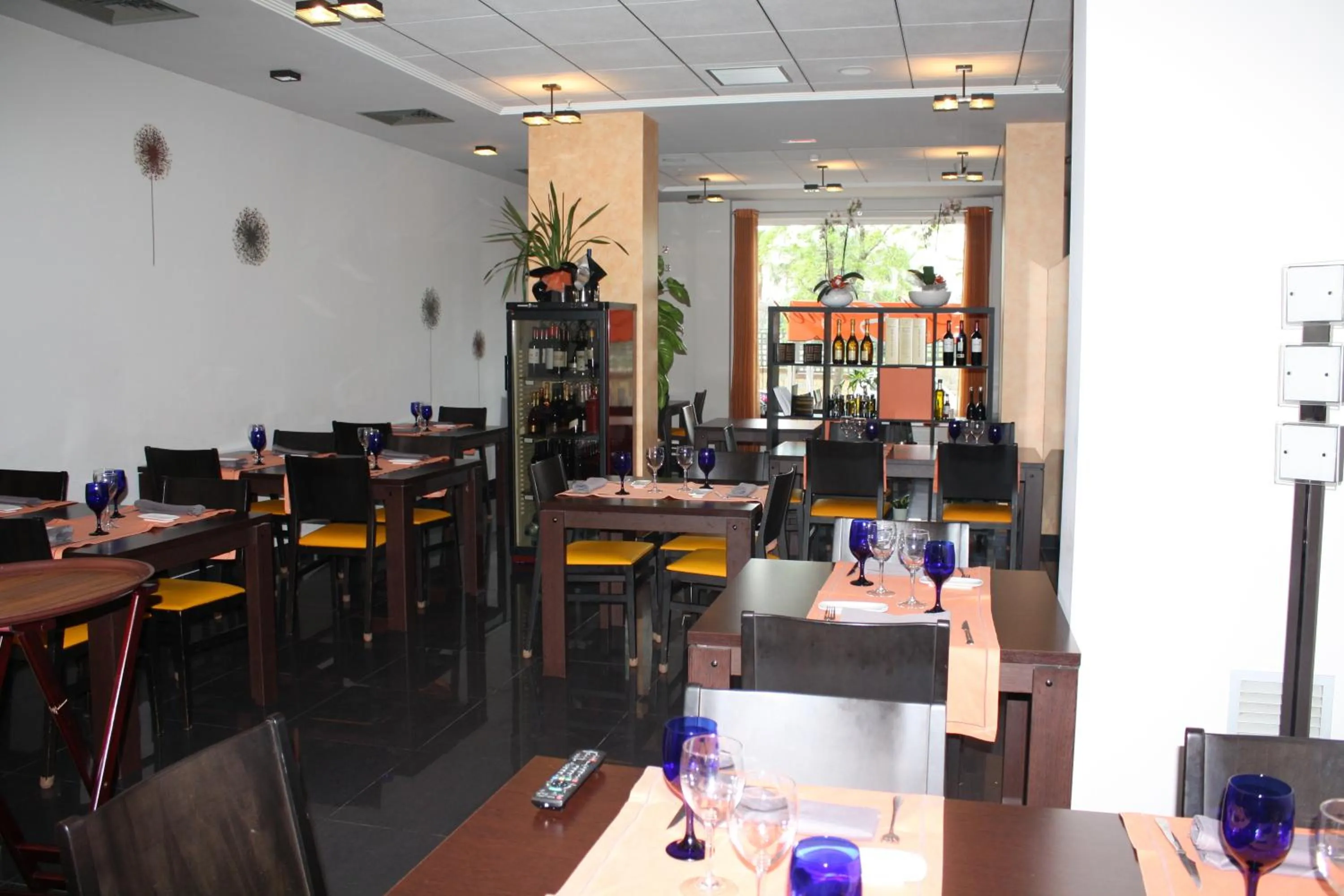 Restaurant/places to eat in Hotel Ciutat d'Amposta