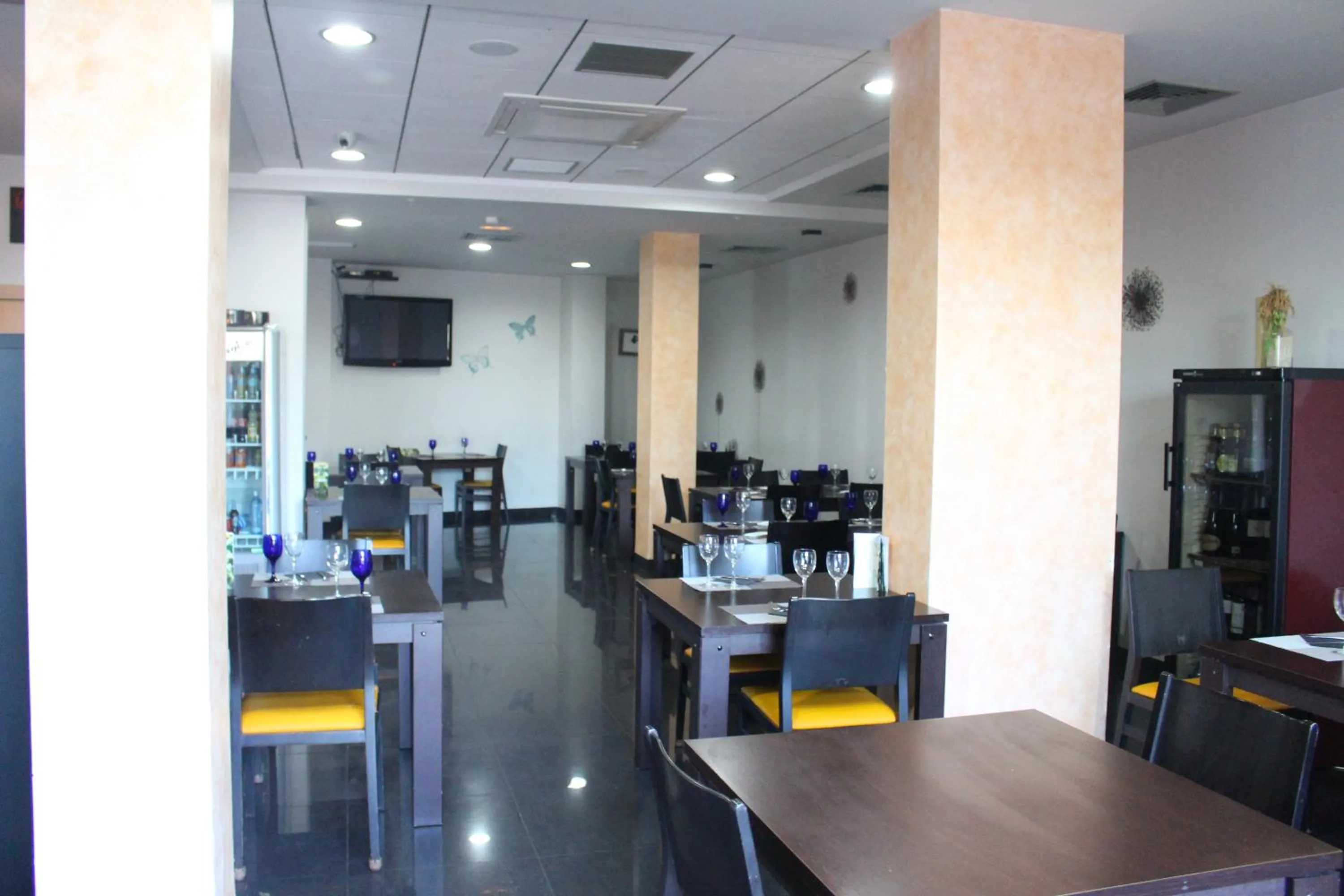 Lounge or bar in Hotel Ciutat d'Amposta