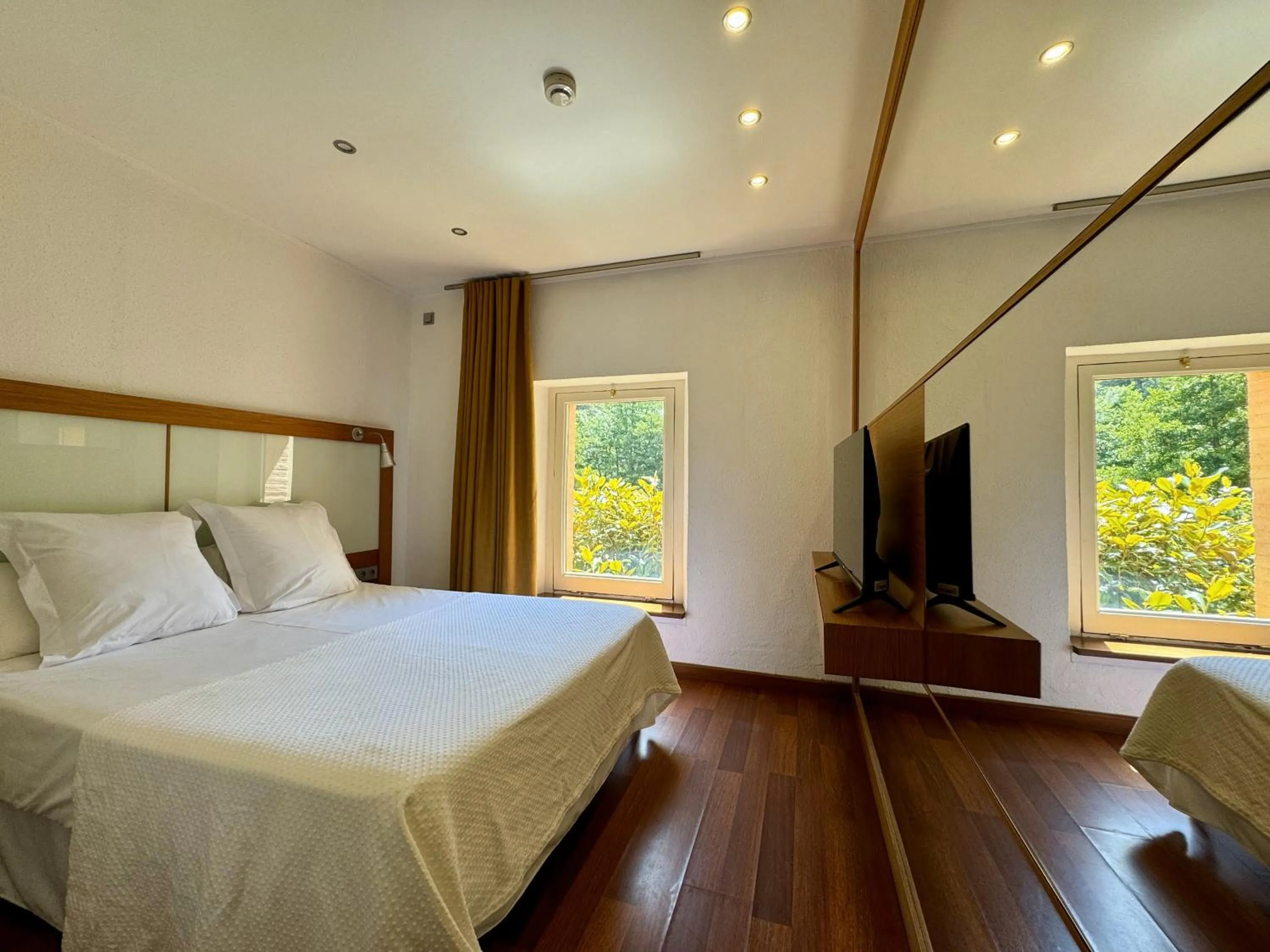 Bedroom in Hotel Spa La Central - Adults Only