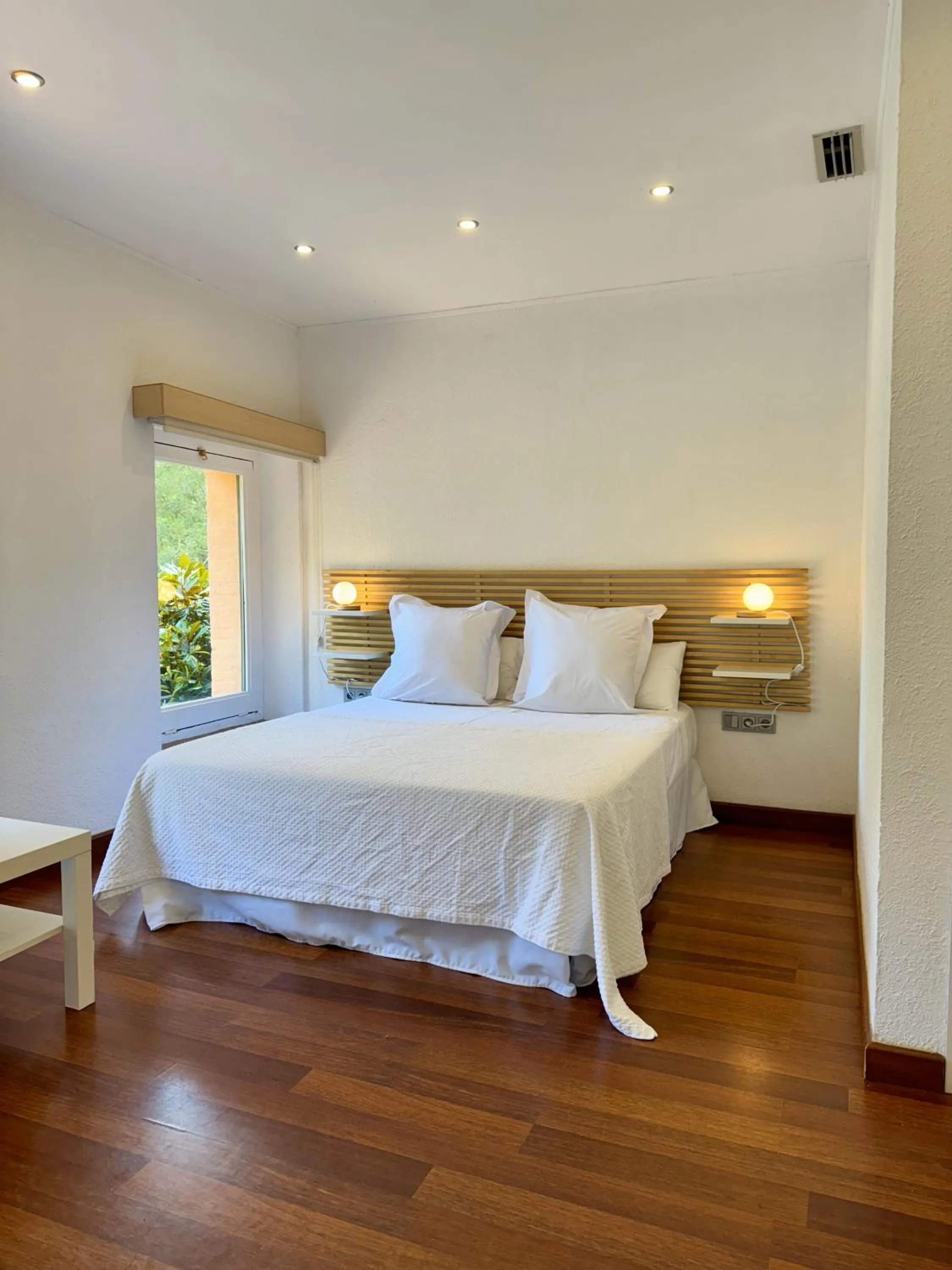 Bedroom in Hotel Spa La Central - Adults Only