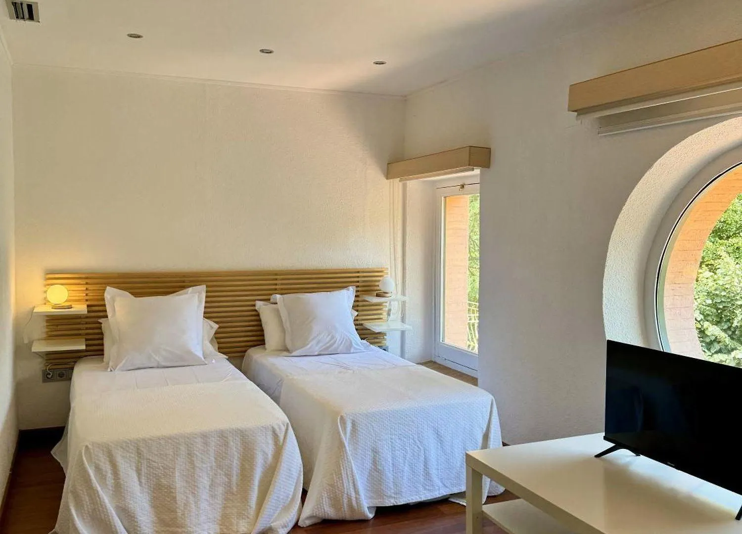 Bedroom in Hotel Spa La Central - Adults Only