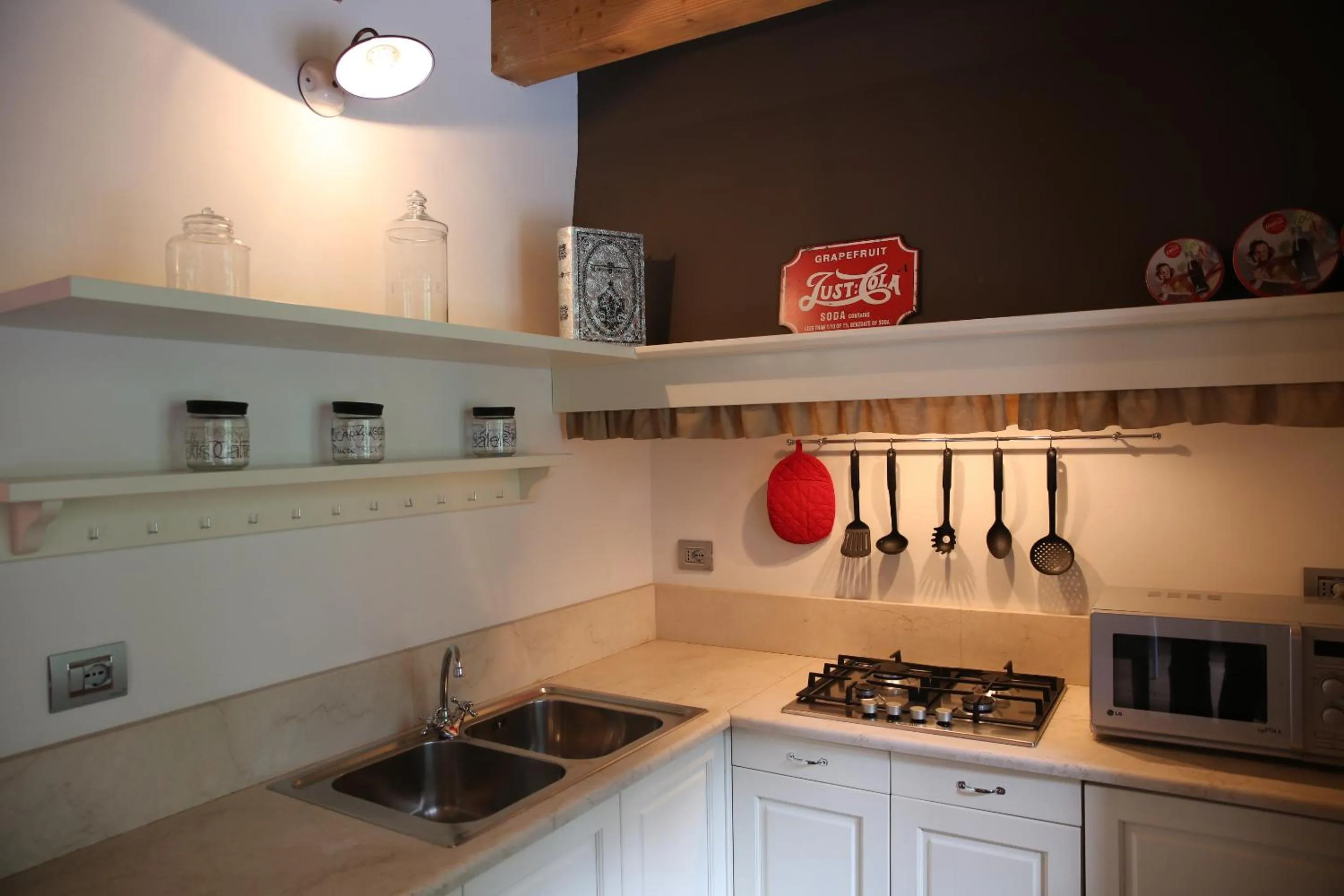 Kitchen or kitchenette in AR Mountains Lodge Villachiara