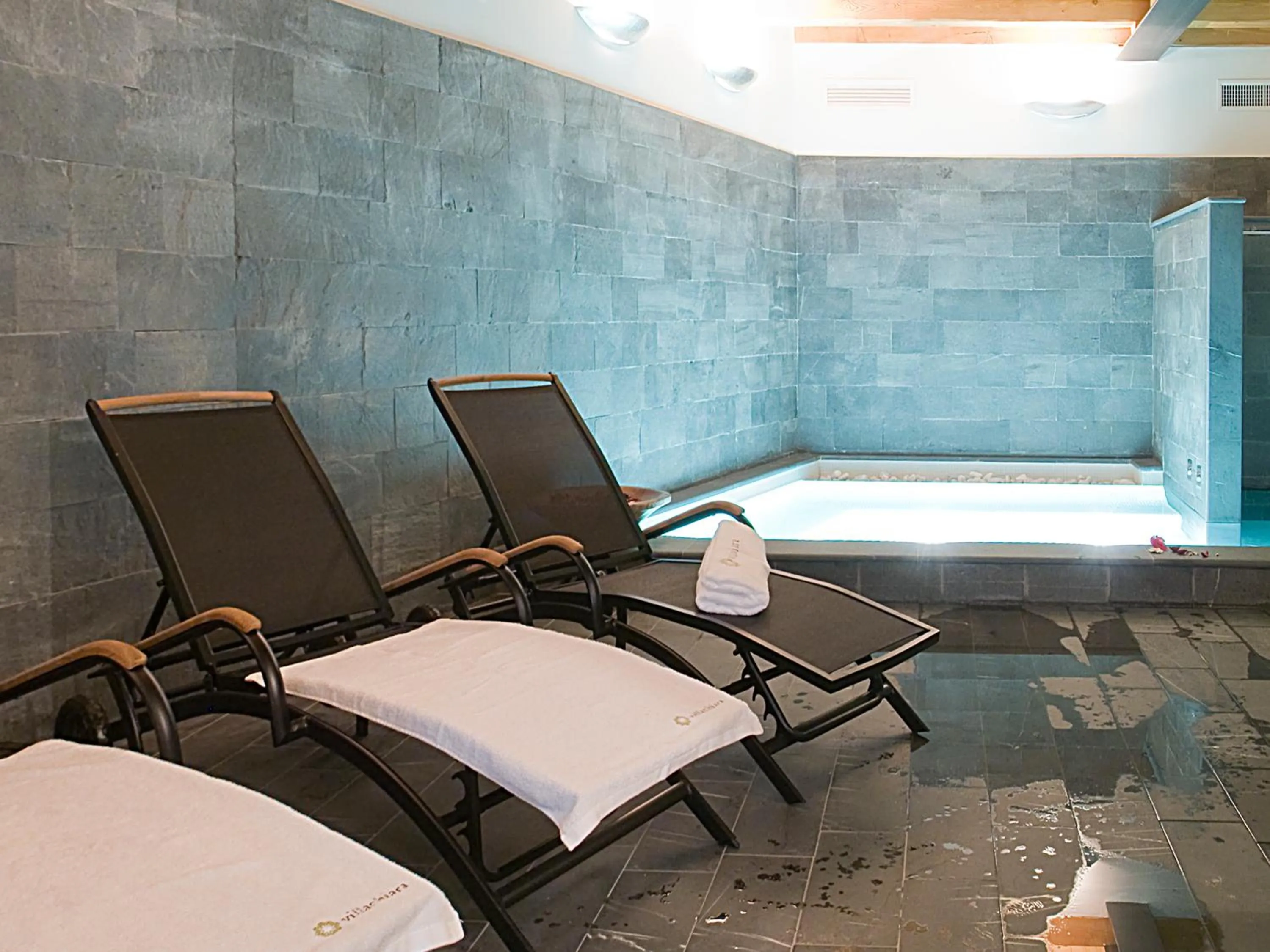 Spa and wellness centre/facilities in AR Mountains Lodge Villachiara