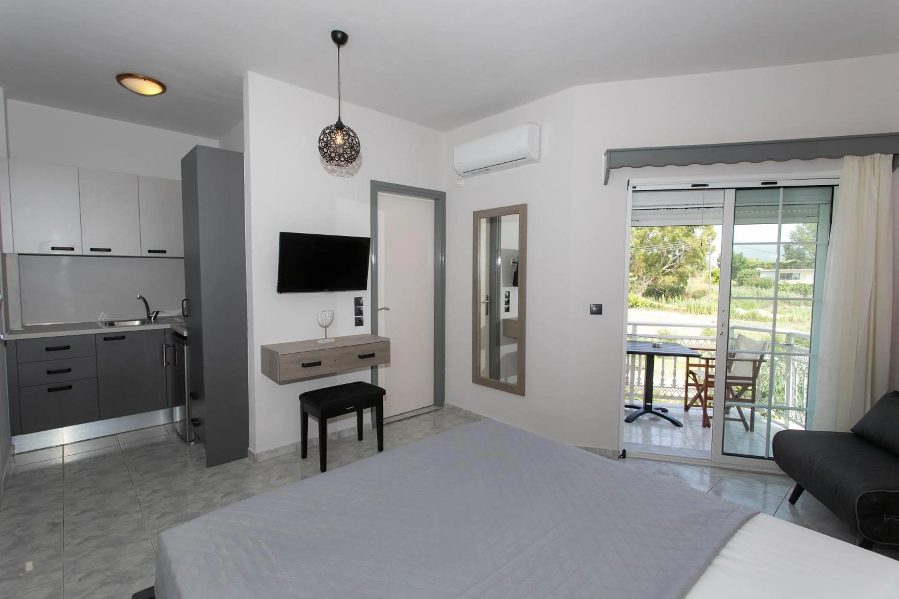 Bed in Corali Studios