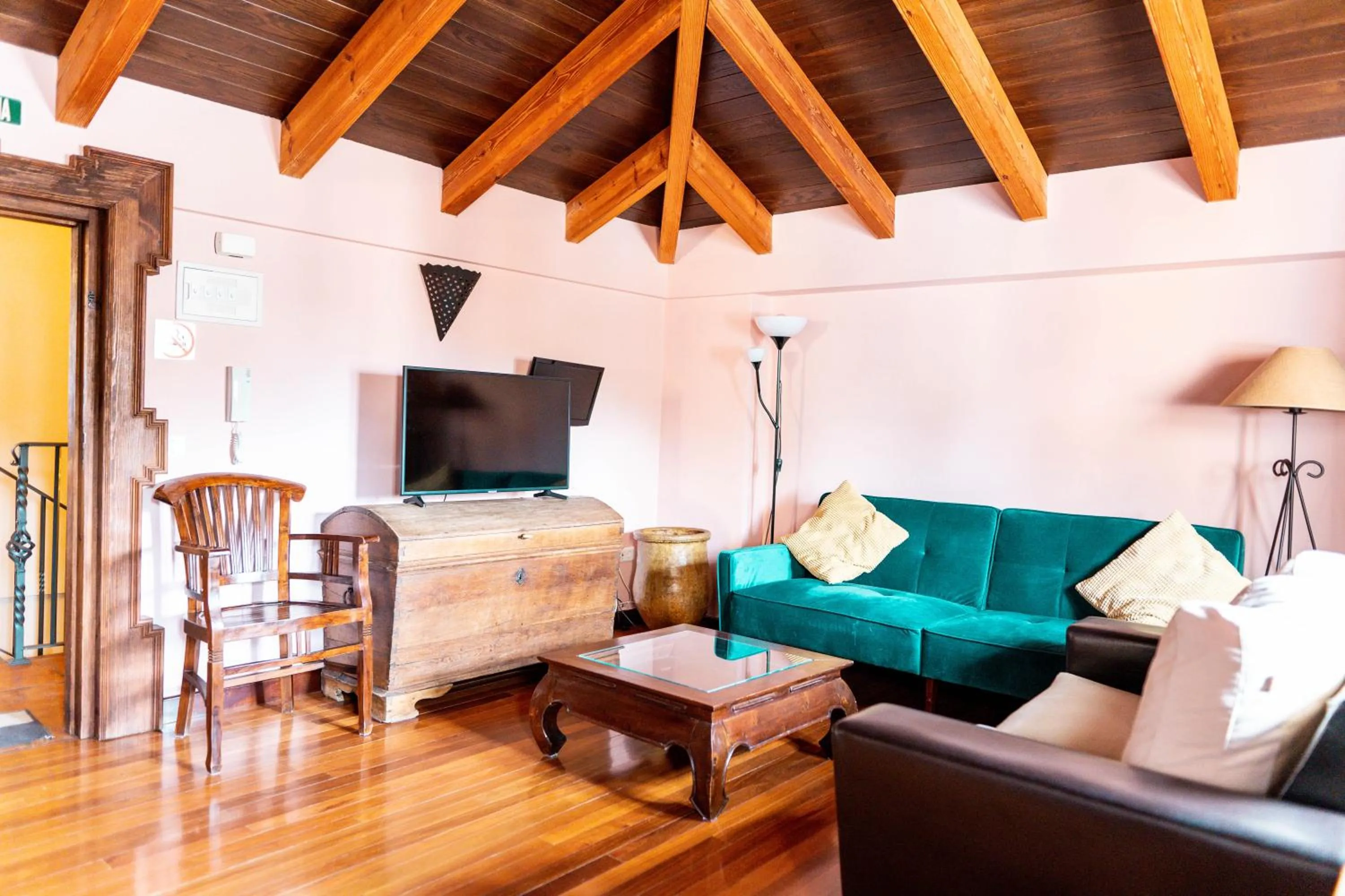 Communal lounge/ TV room in La Colegiata De Ronda